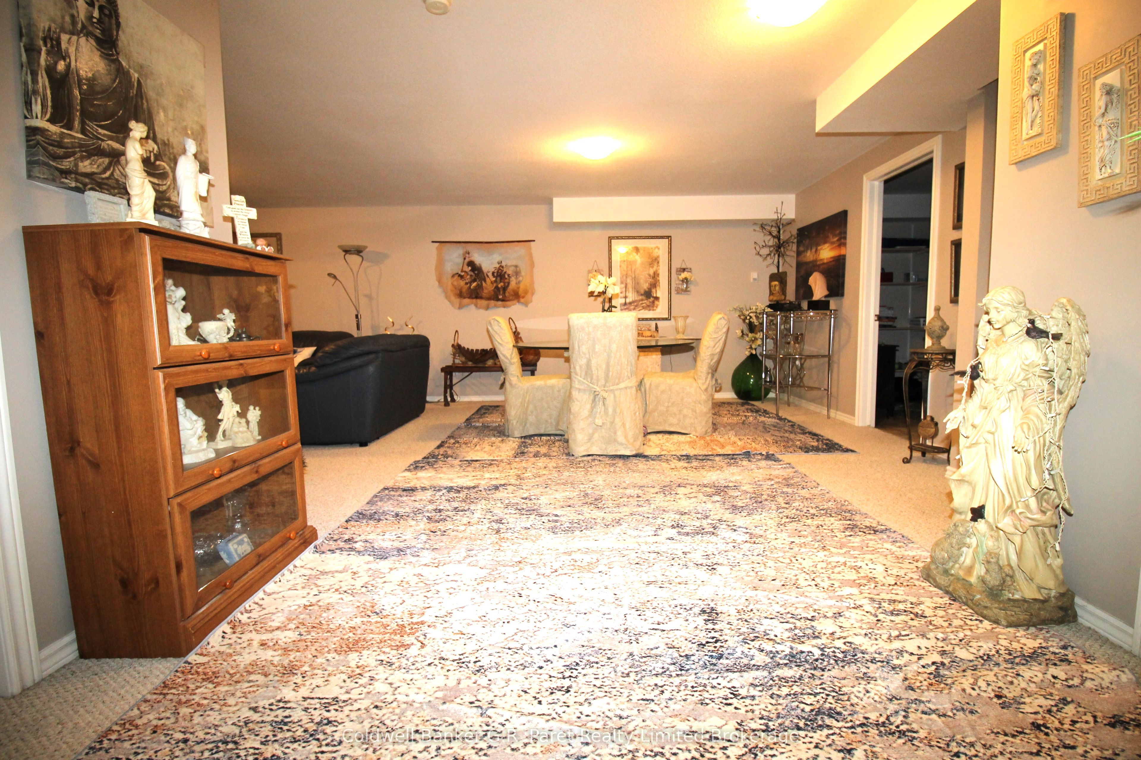 #5 - 150 Oak Street Property Photo 22