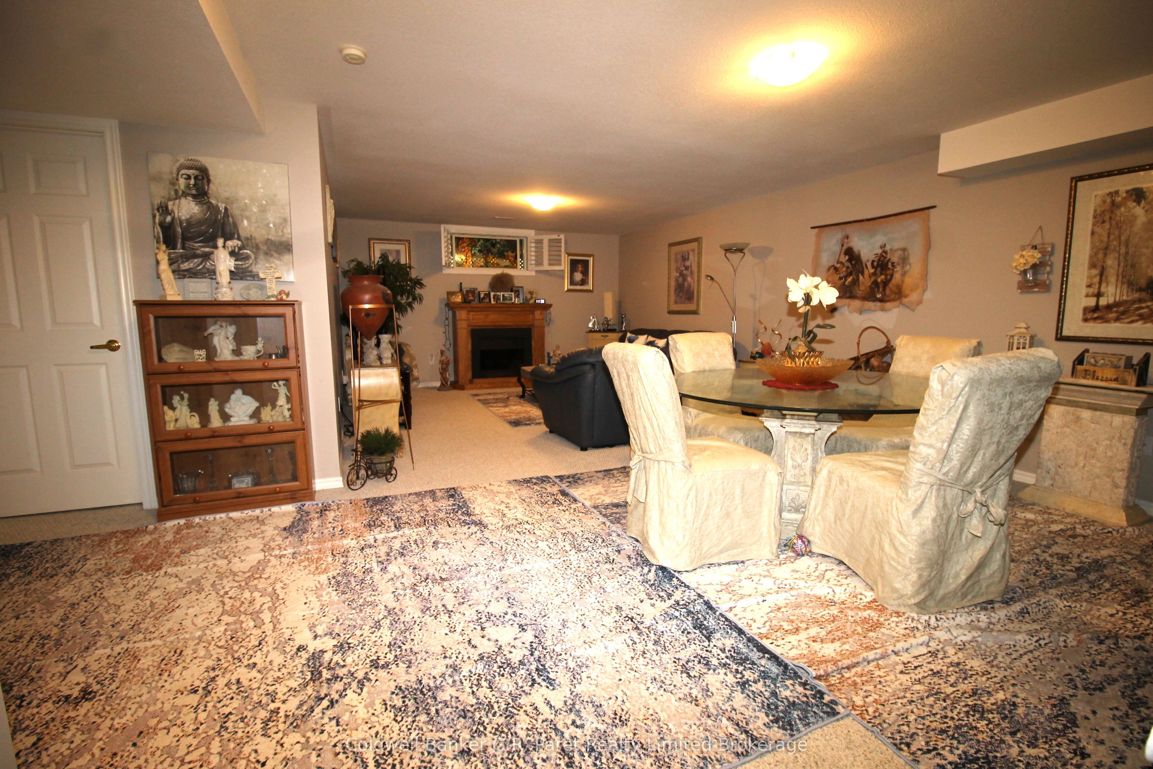 #5 - 150 Oak Street Property Photo 23