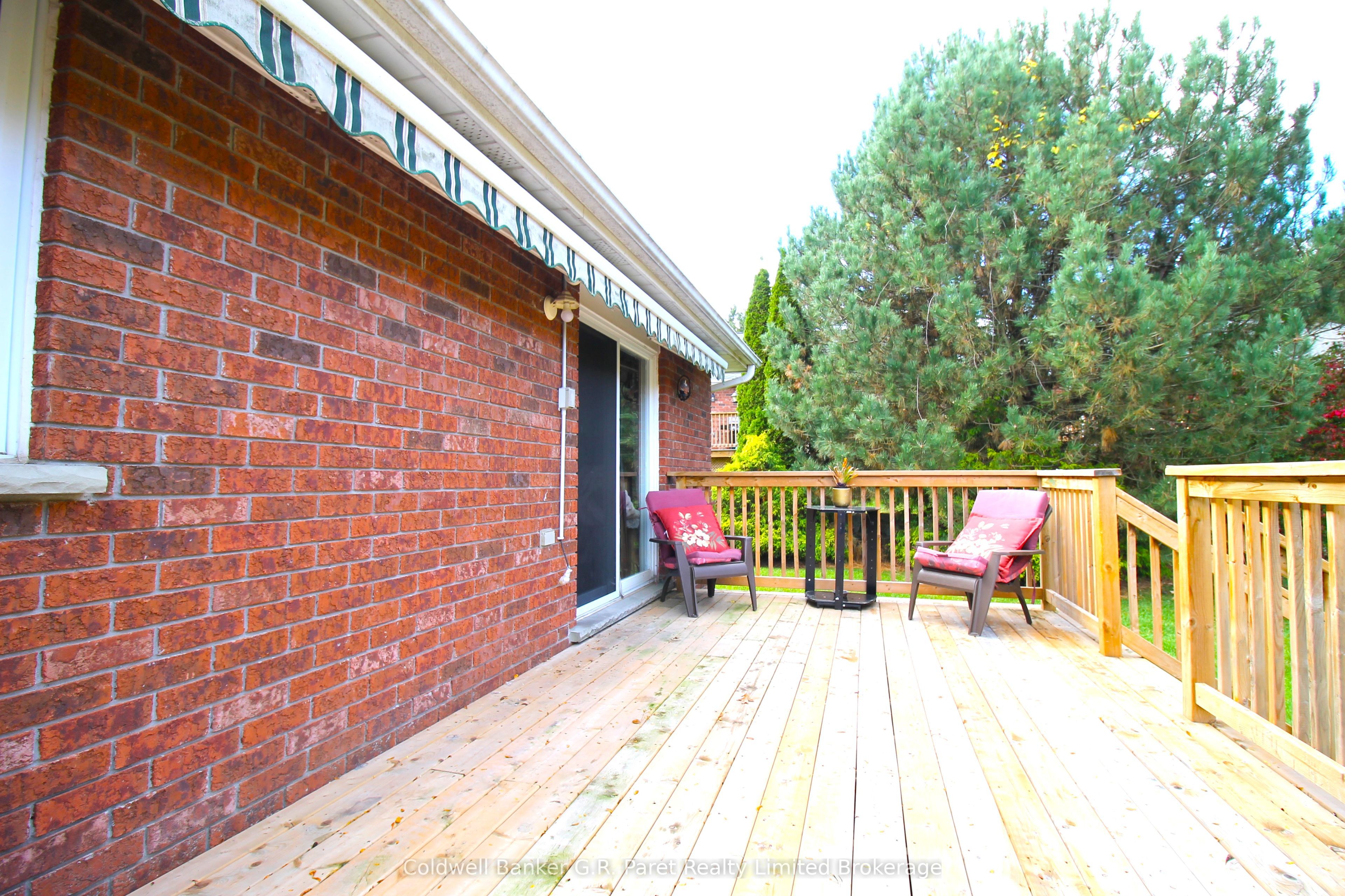 #5 - 150 Oak Street Property Photo 30