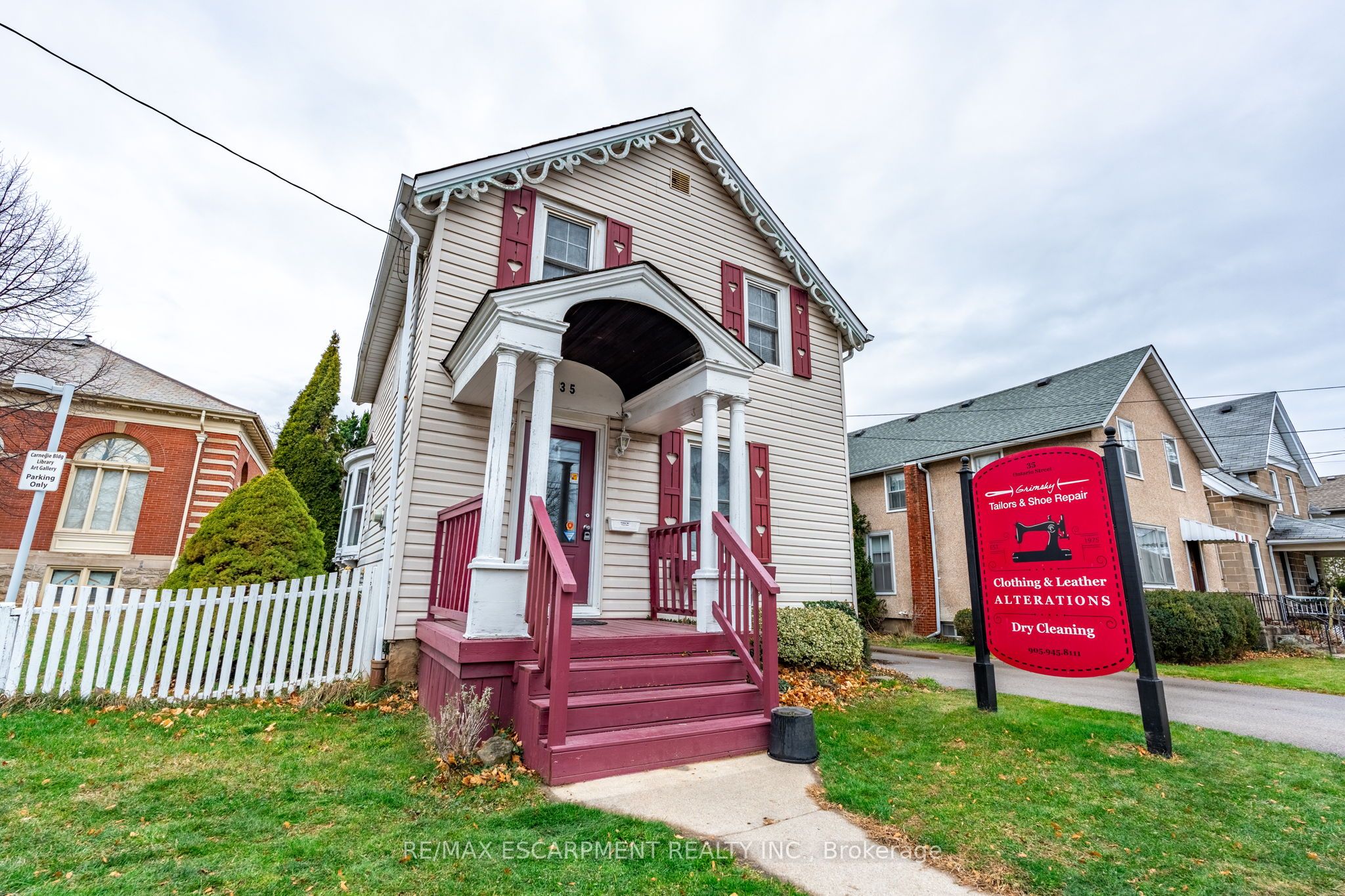 35 Ontario Street Property Photo 7