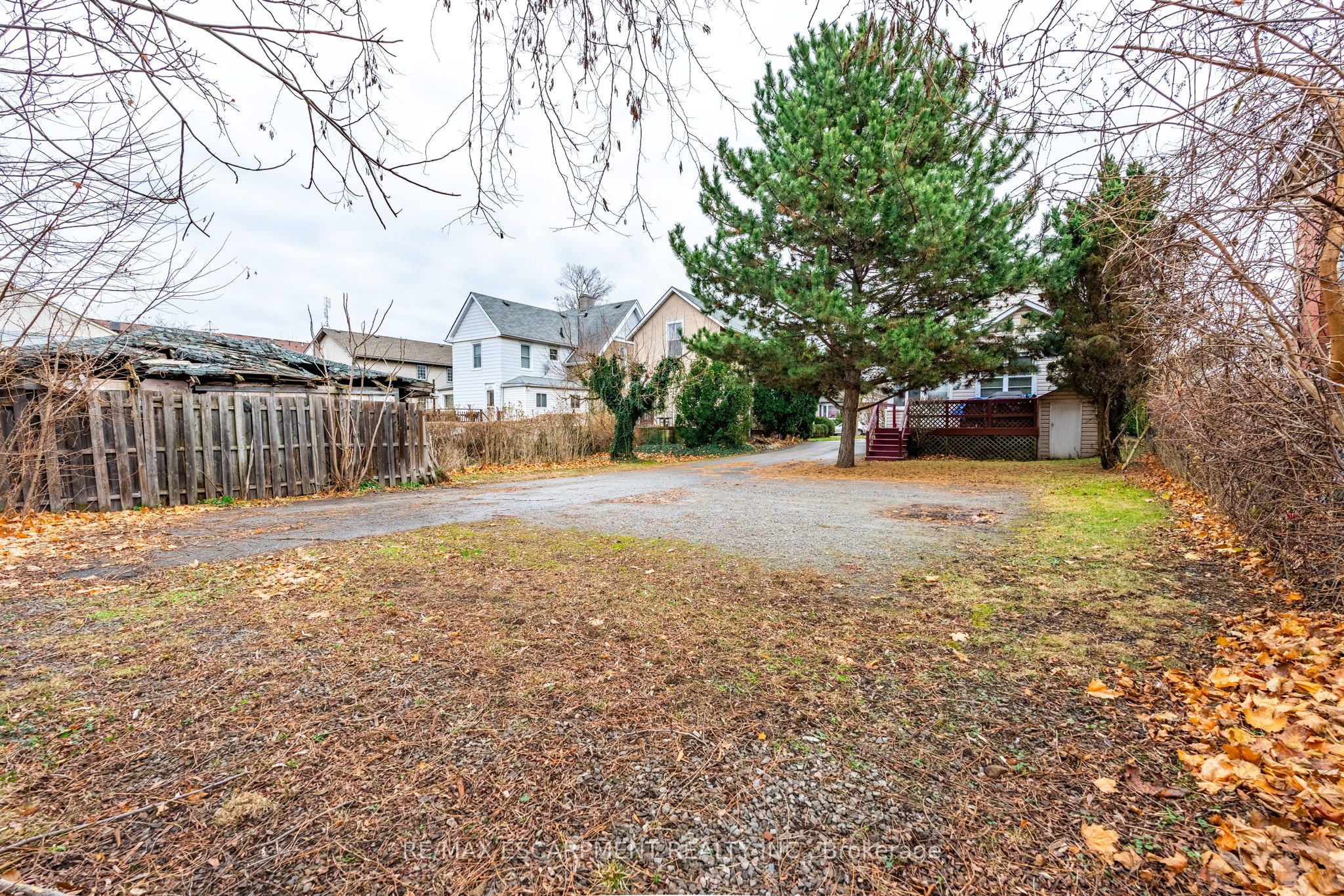 35 Ontario Street Property Photo 16