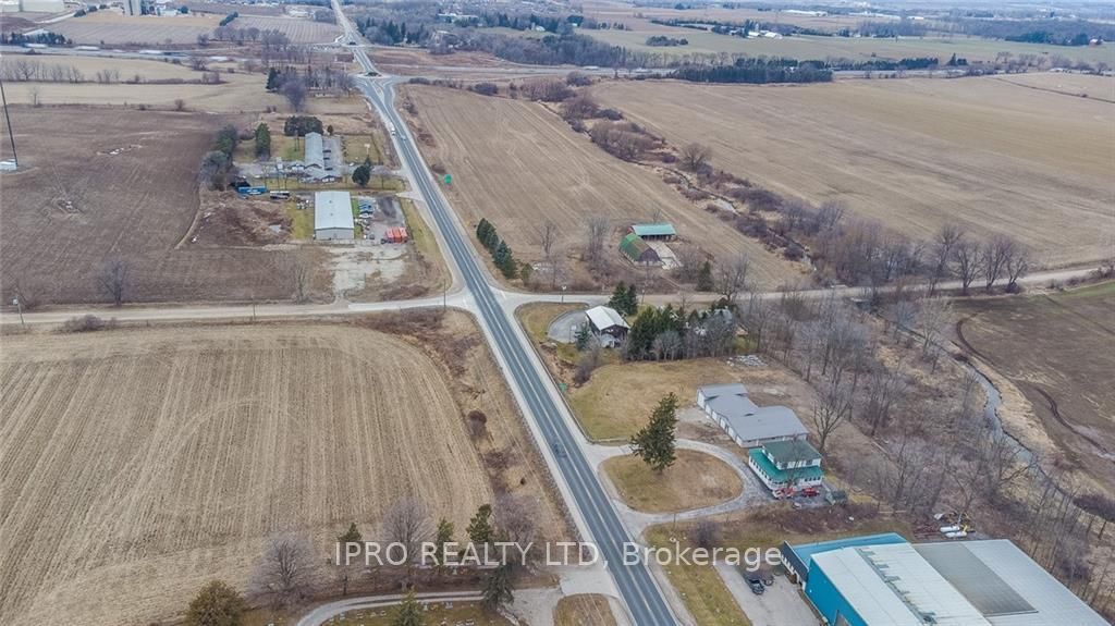 334076 Plank Line Property Photo 7