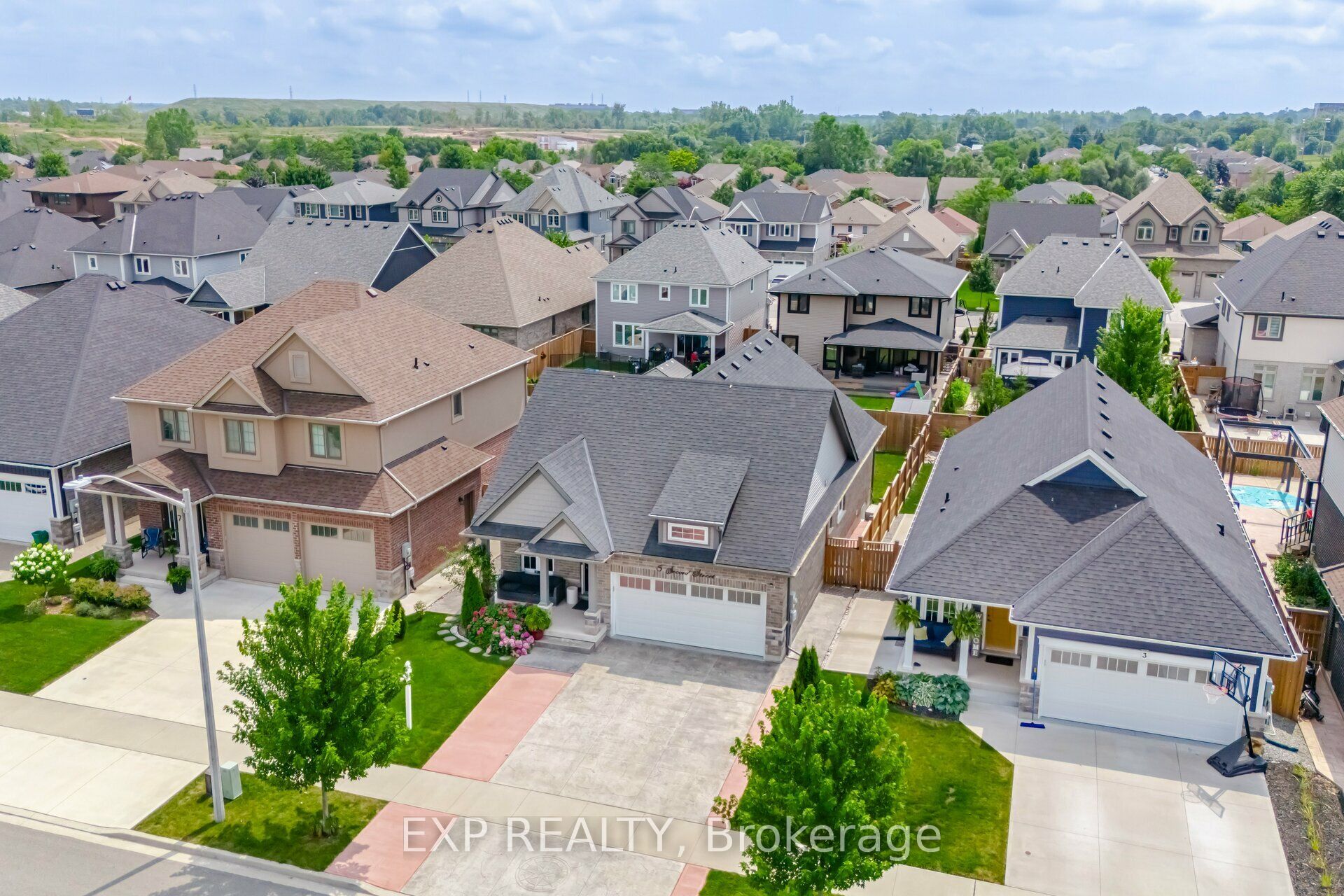 5 Secord Dr Property Photo 2