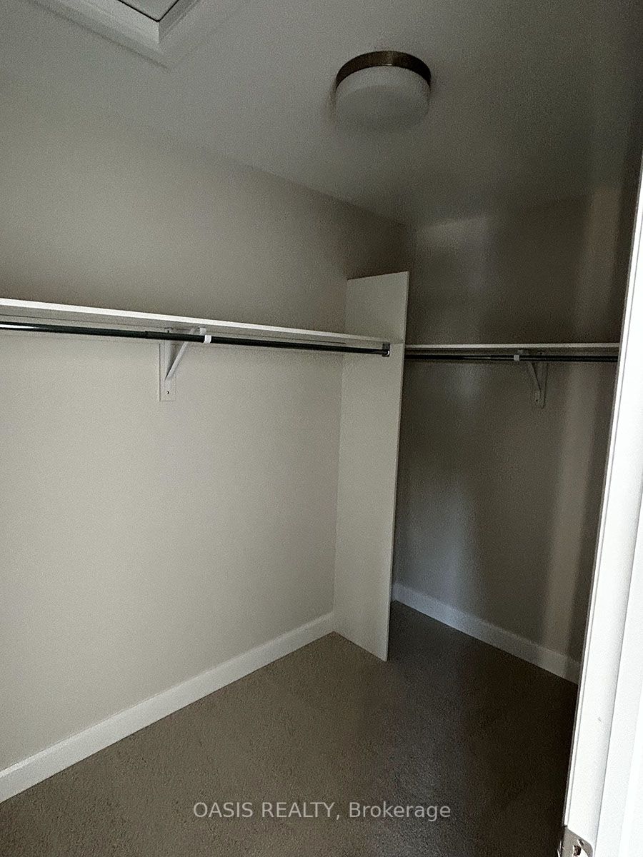 1527 Quarry Street Property Photo 13