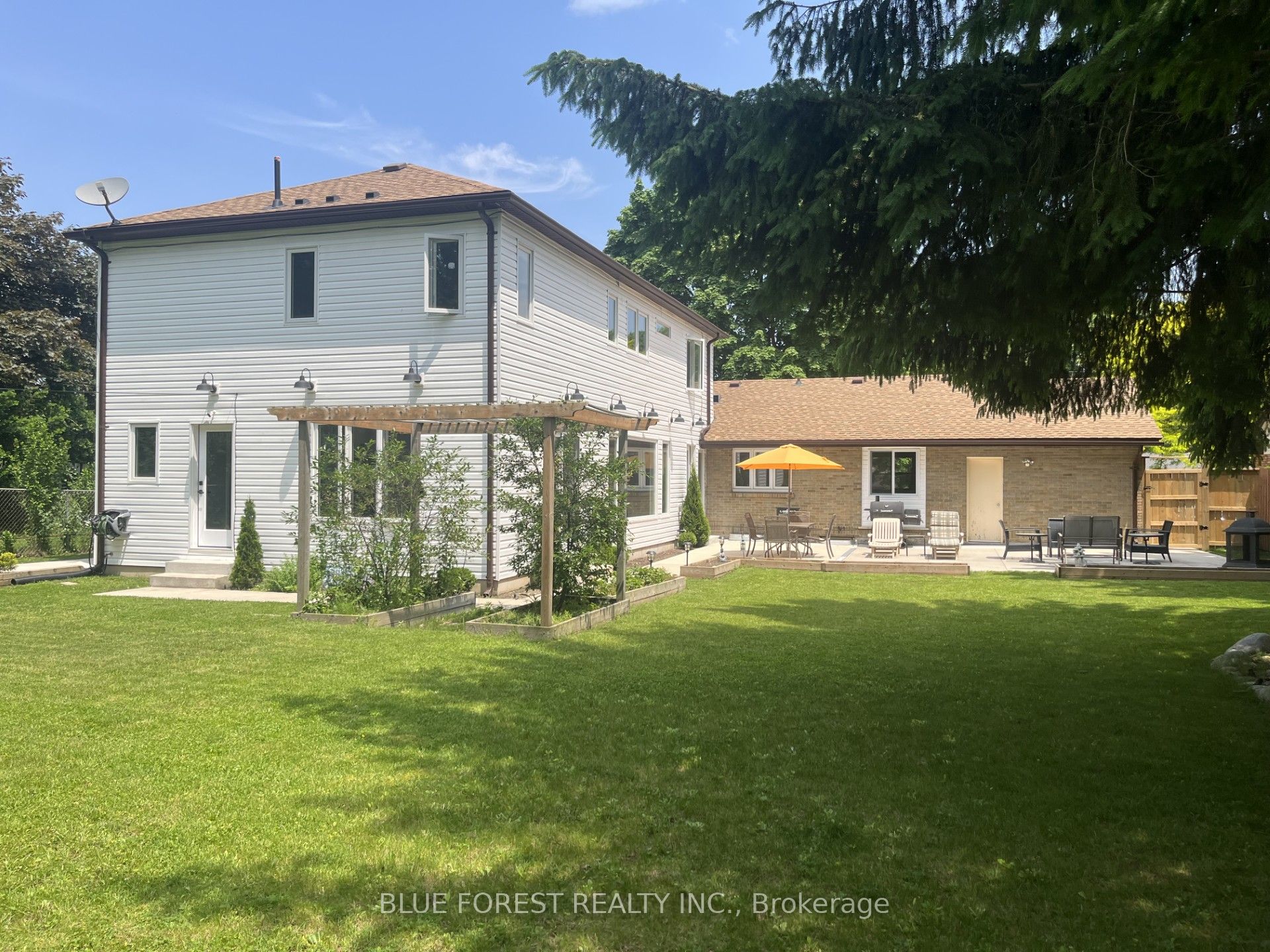 574 Oakridge Dr Property Photo 45
