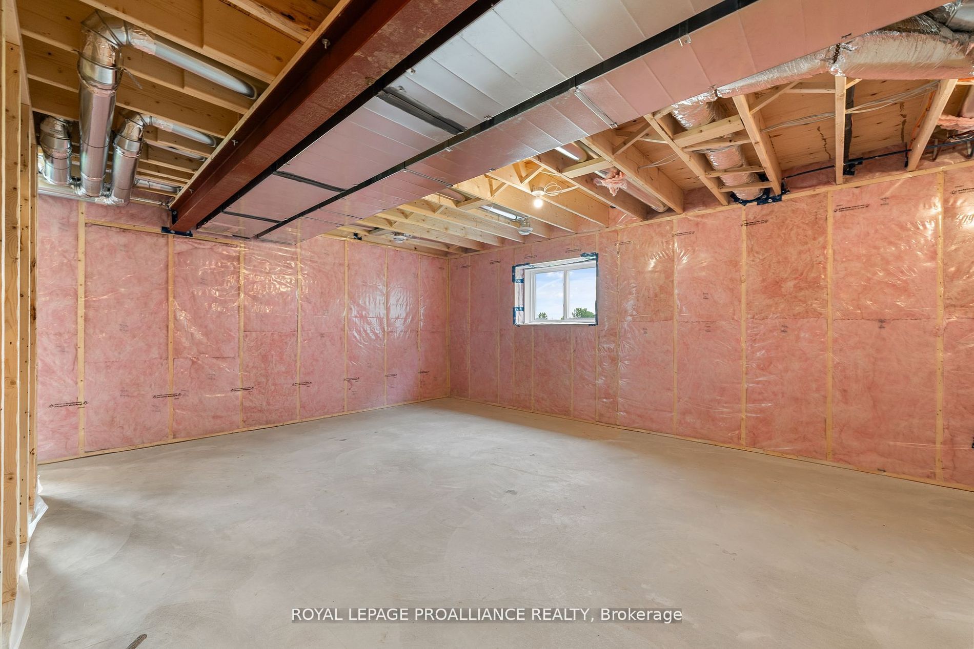 72 Stirling Crescent Property Photo 31