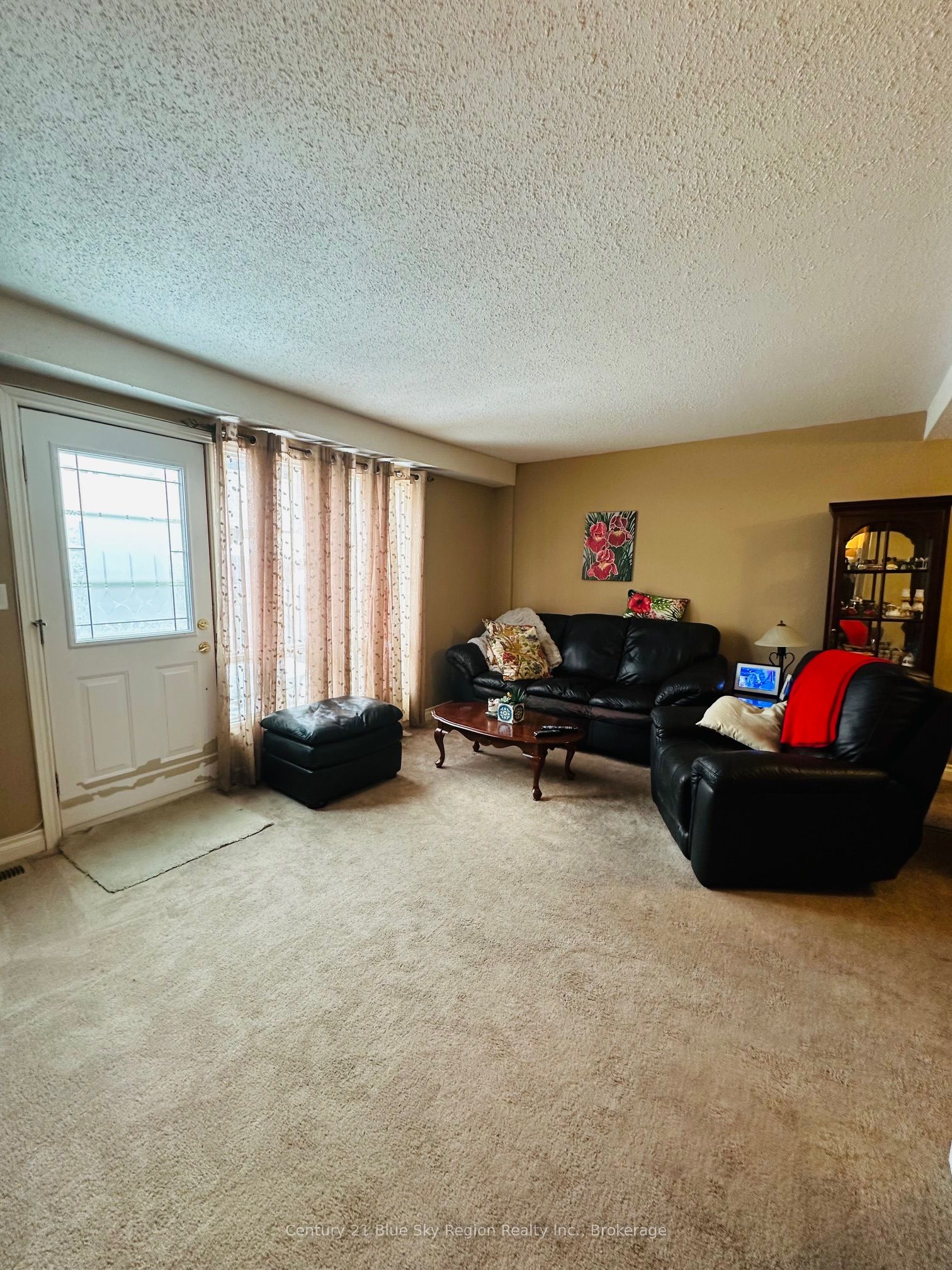 #b1 - 450 Lakeshore Drive Property Photo 9