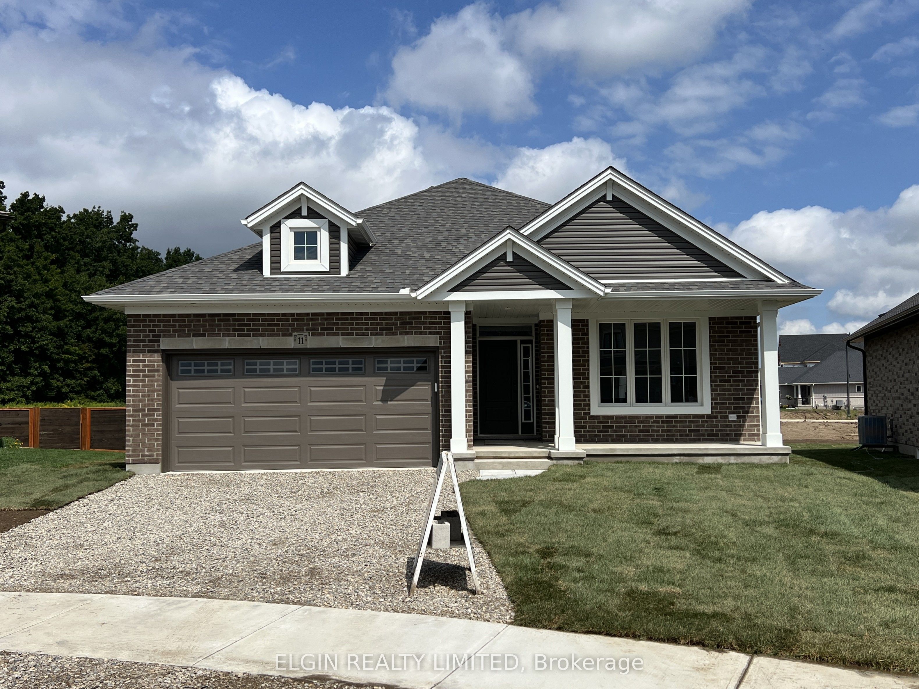 11 Dunning Way Property Photo 1