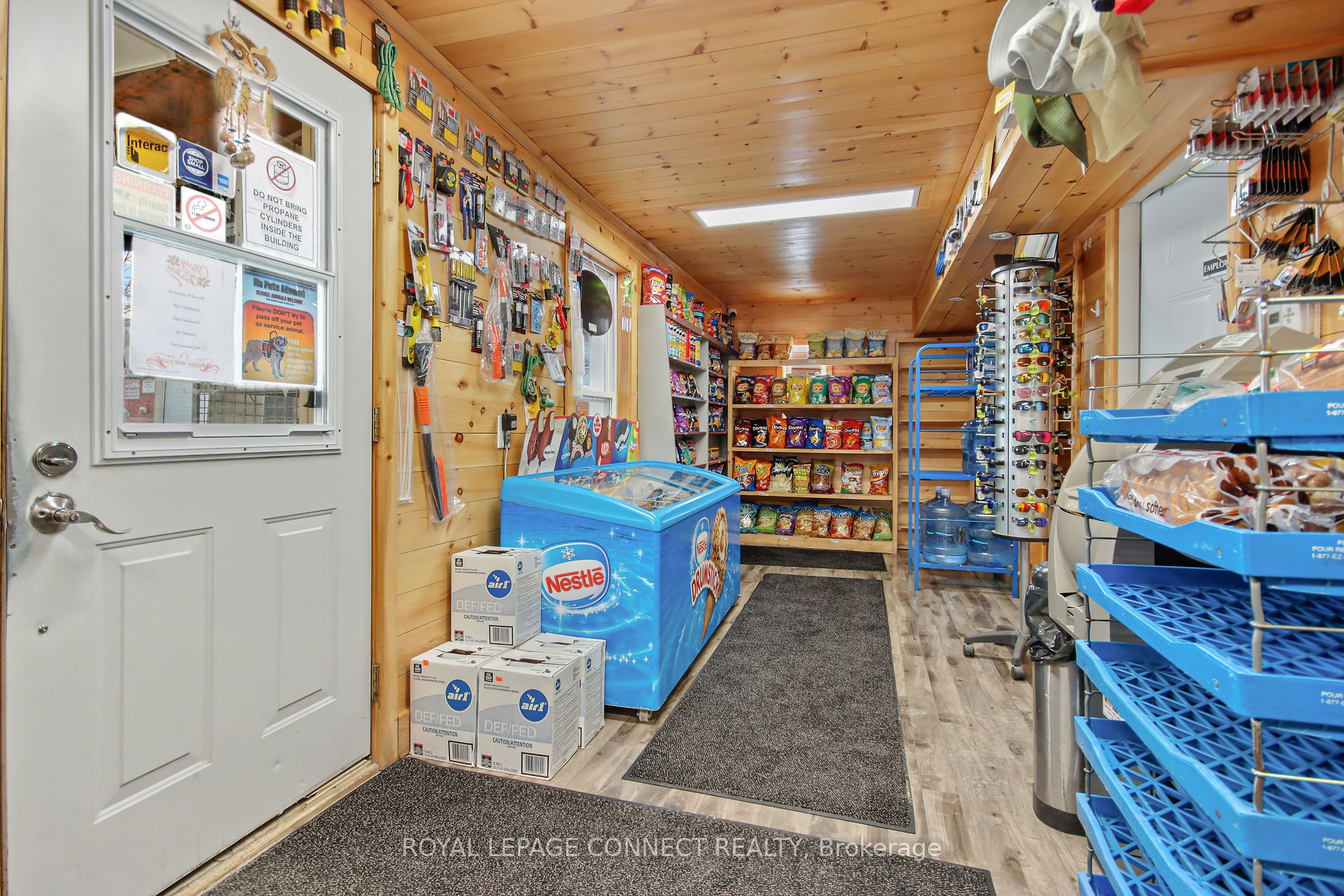 5804 County Rd 41 Property Photo 6