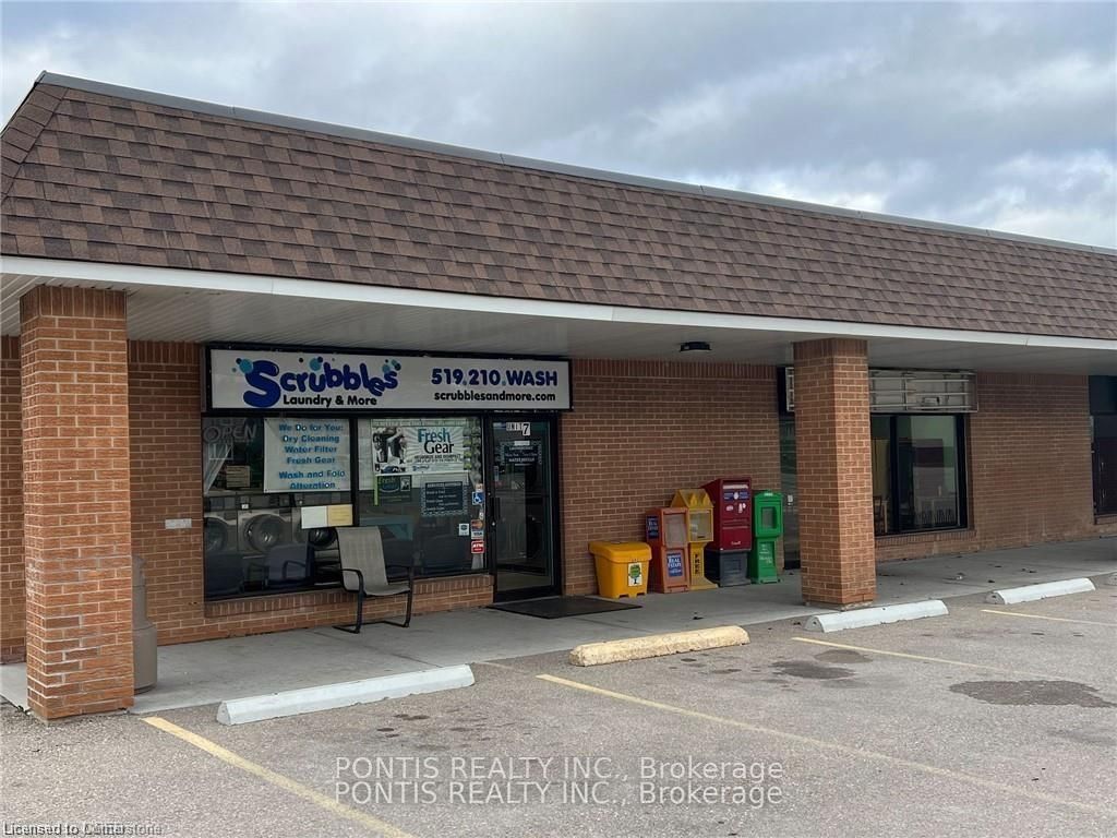 #7 - 112 Oriole Parkway Property Photo 1