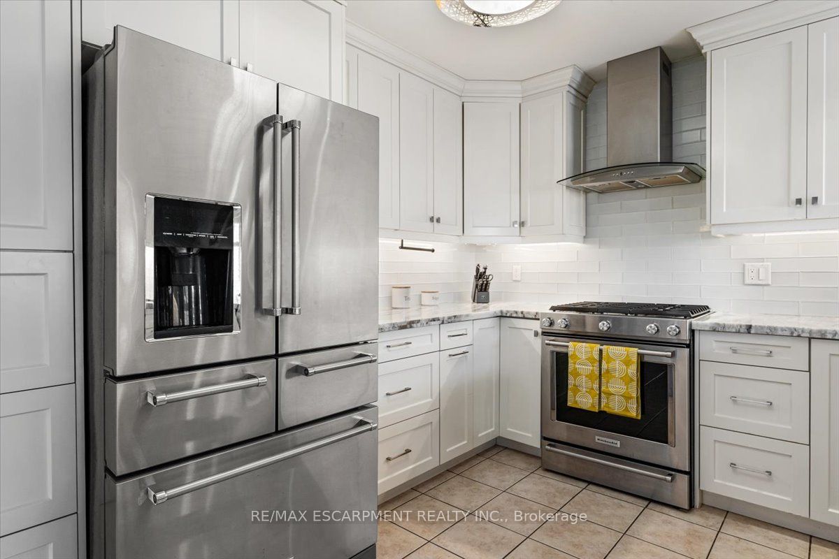 6 Tamarack Court Property Photo 14