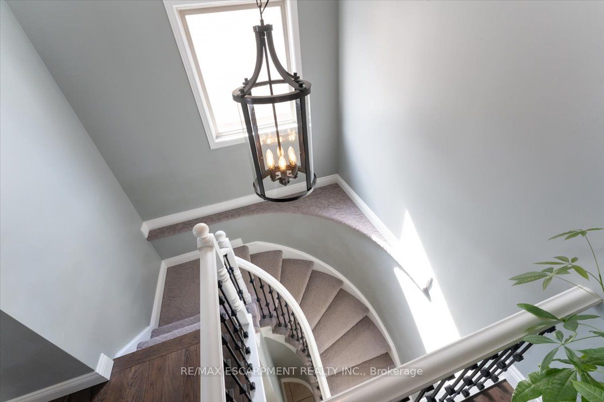 6 Tamarack Court Property Photo 21