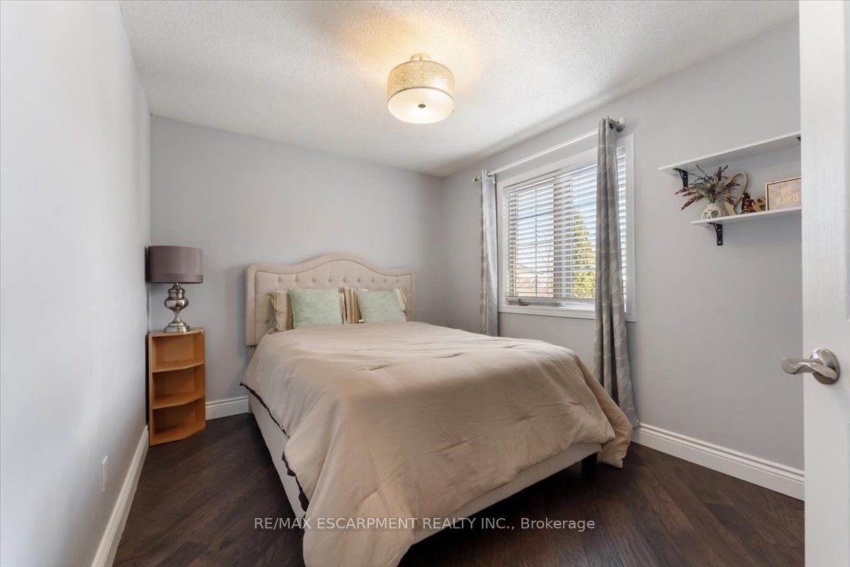6 Tamarack Court Property Photo 31
