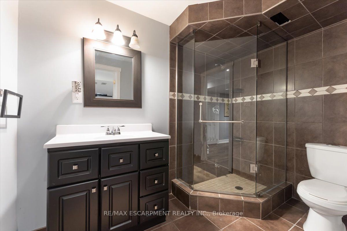 6 Tamarack Court Property Photo 38