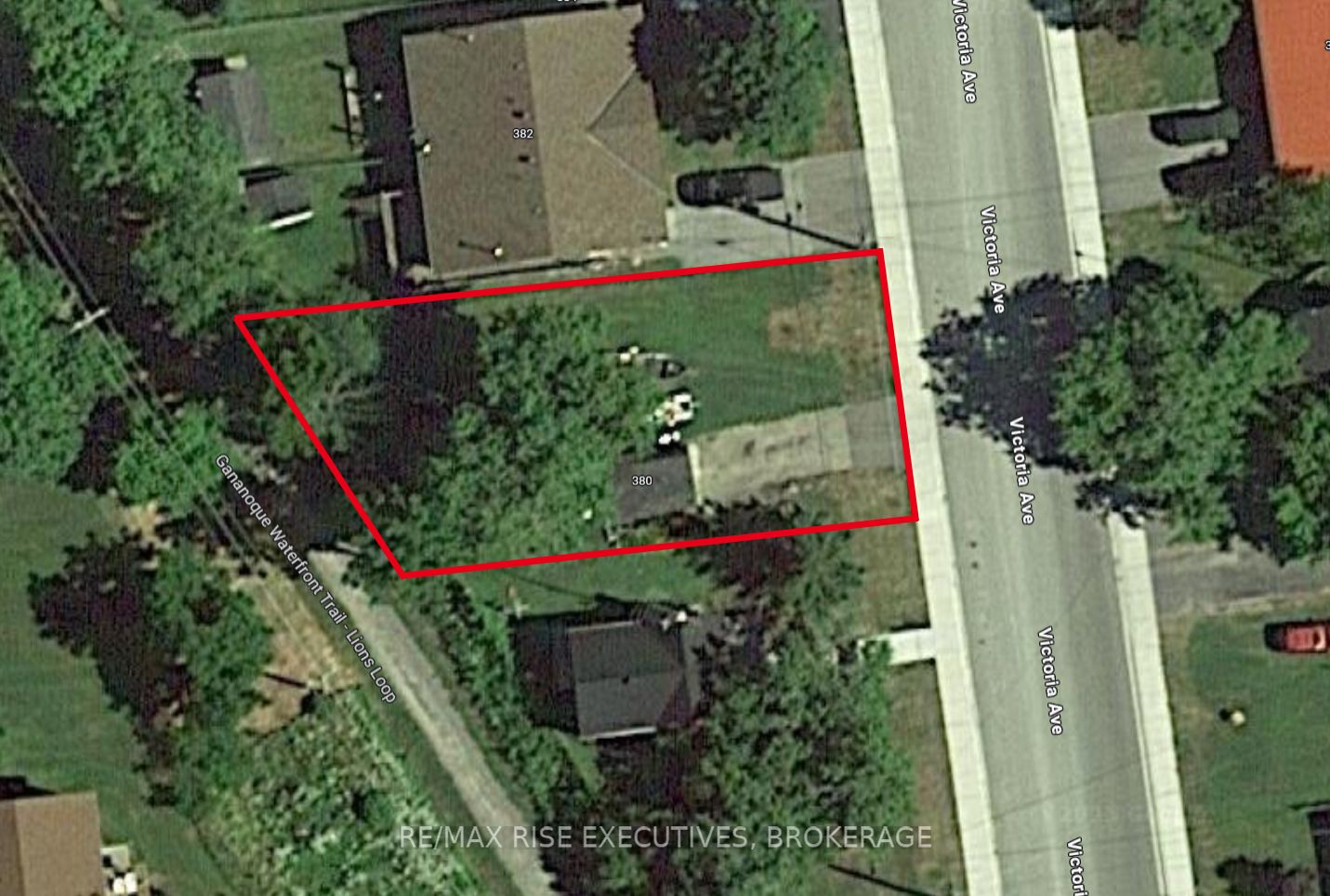 380 Victoria Avenue Property Photo