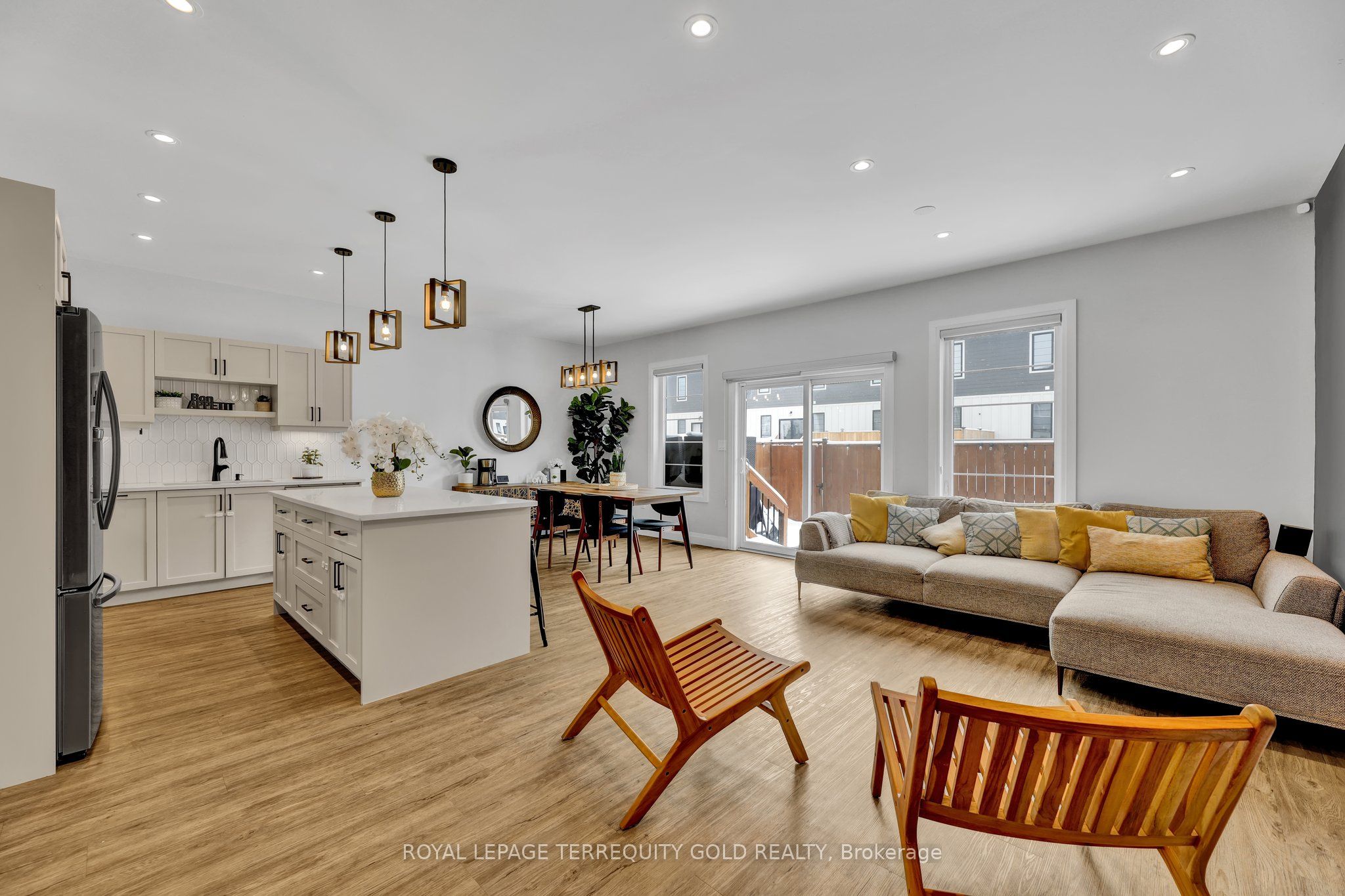 #1004 - 360 Quarter Town Line Property Photo 5