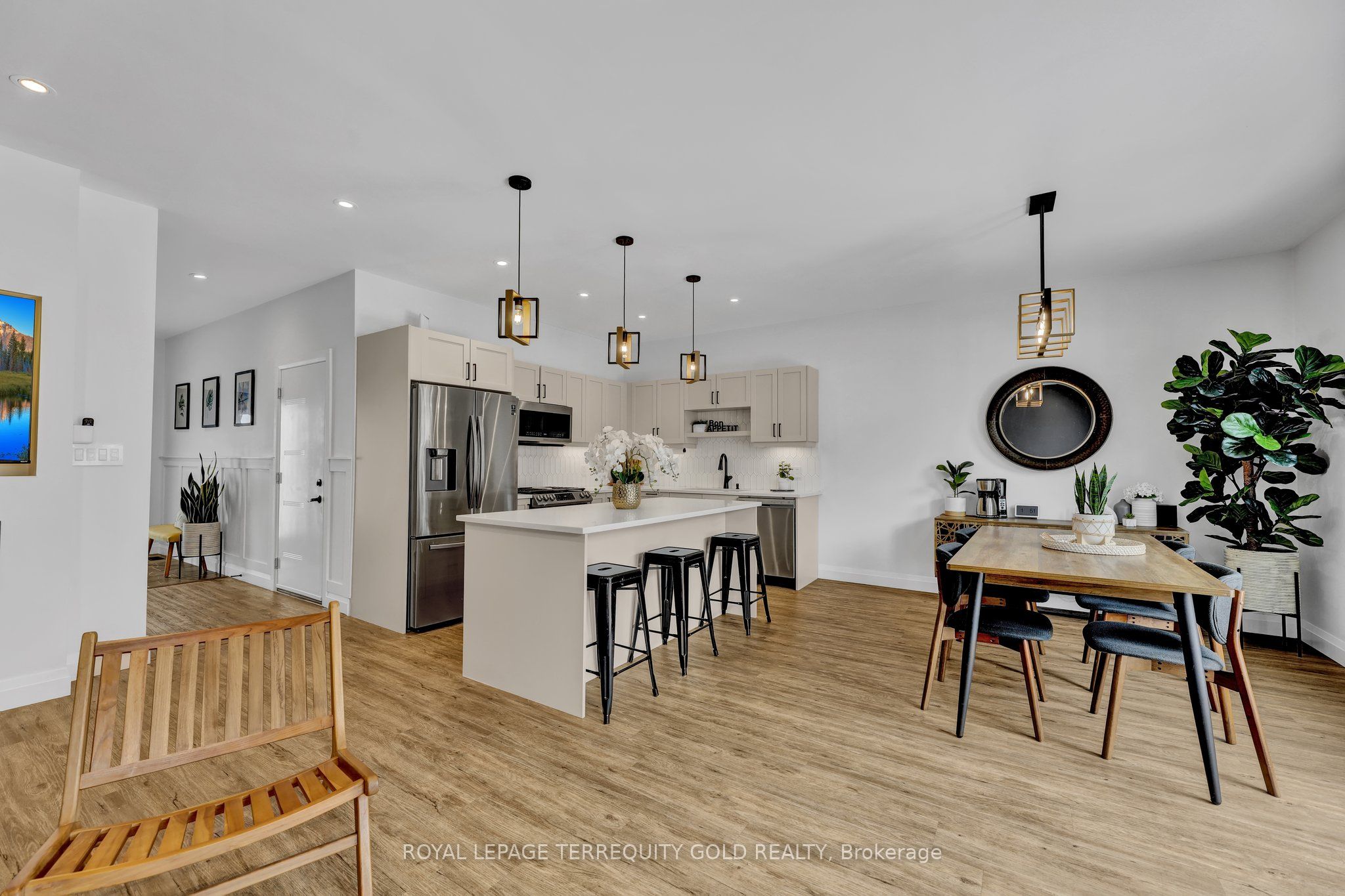 #1004 - 360 Quarter Town Line Property Photo 9