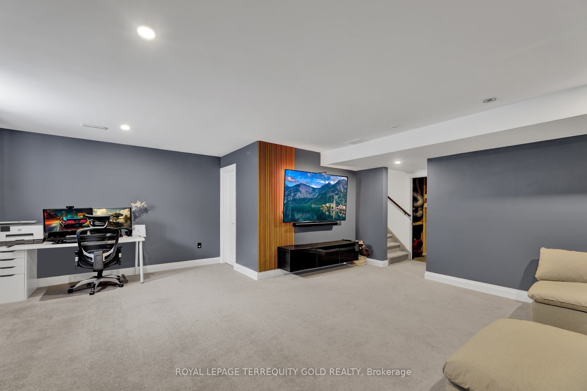 #1004 - 360 Quarter Town Line Property Photo 16