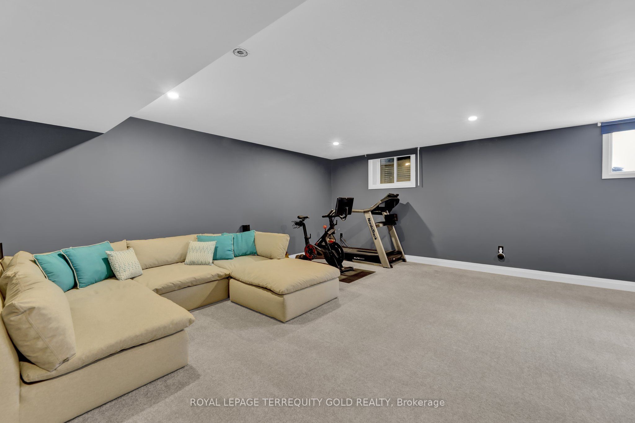#1004 - 360 Quarter Town Line Property Photo 17
