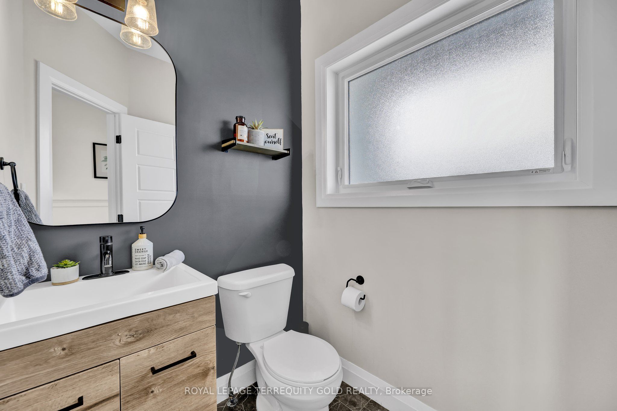 #1004 - 360 Quarter Town Line Property Photo 21