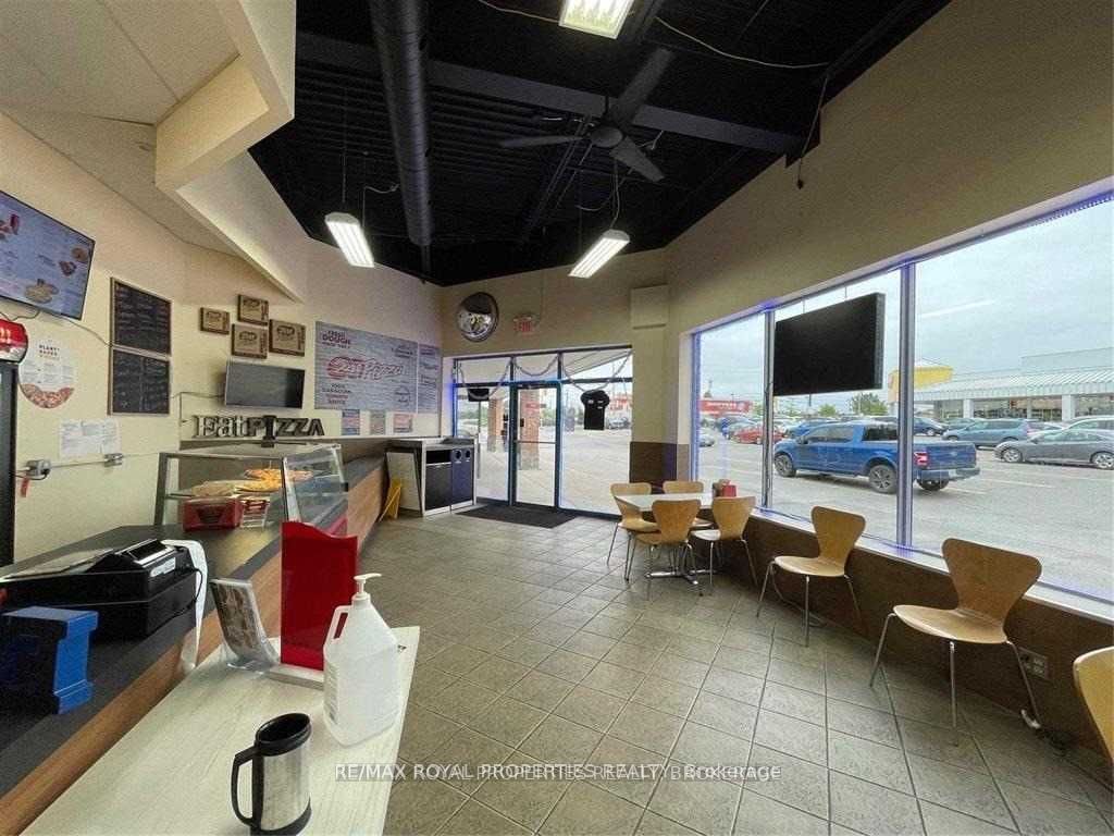 1840 Lansdowne Street Property Photo 4