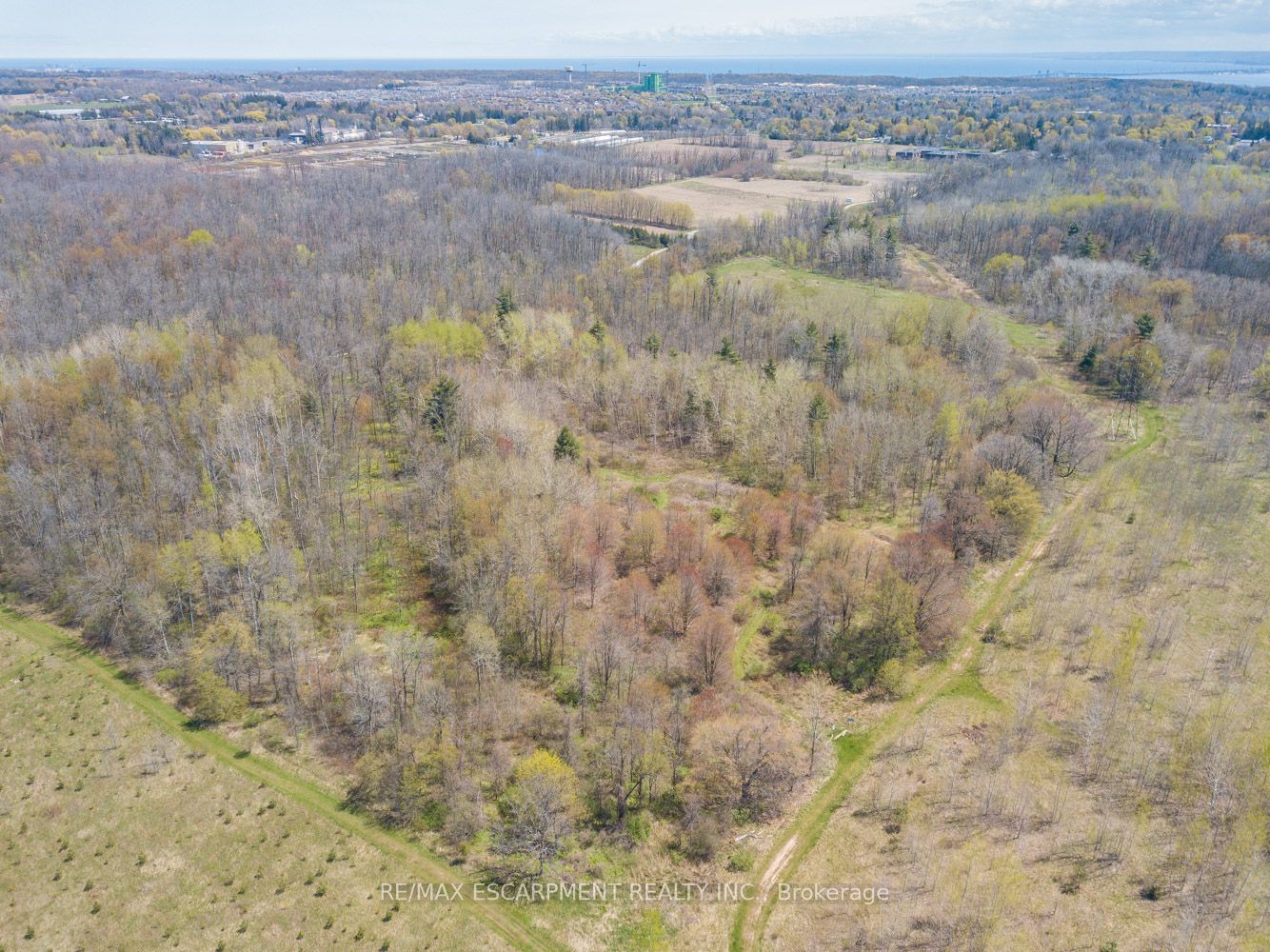 Rear Parkside Drive Property Photo 2