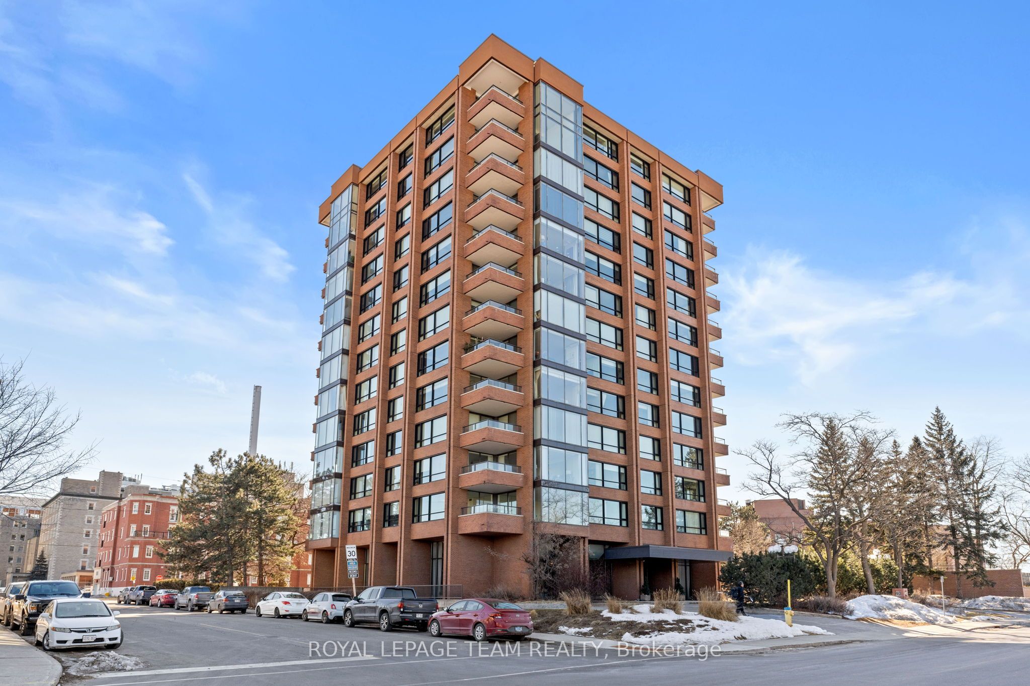 #1201 - 40 Boteler Street Property Photo