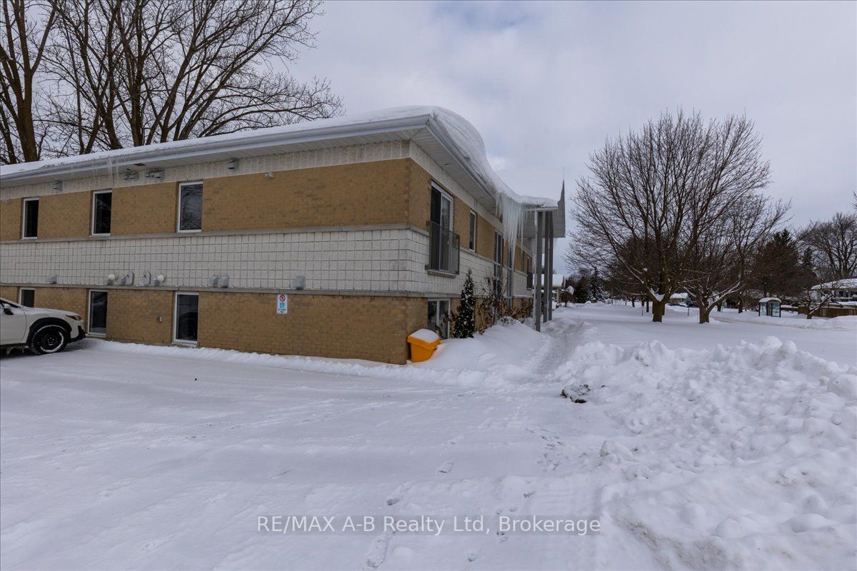 #103 - 100 Gordon Street Property Photo 16