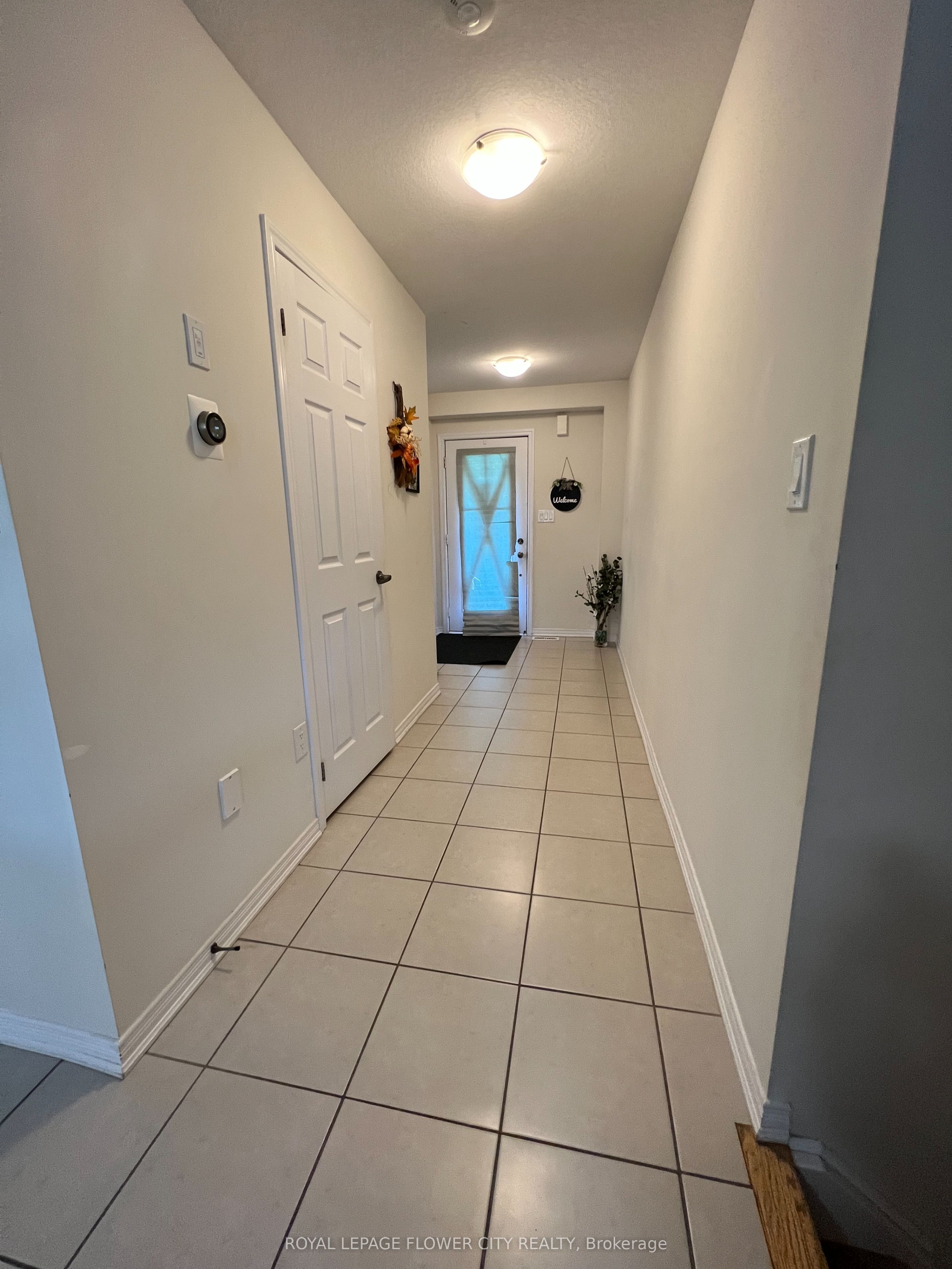 151 Thompson Rd Property Photo 3