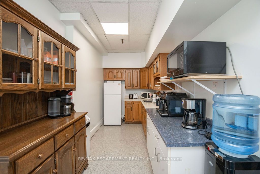 42 Niagara Street Property Photo 27