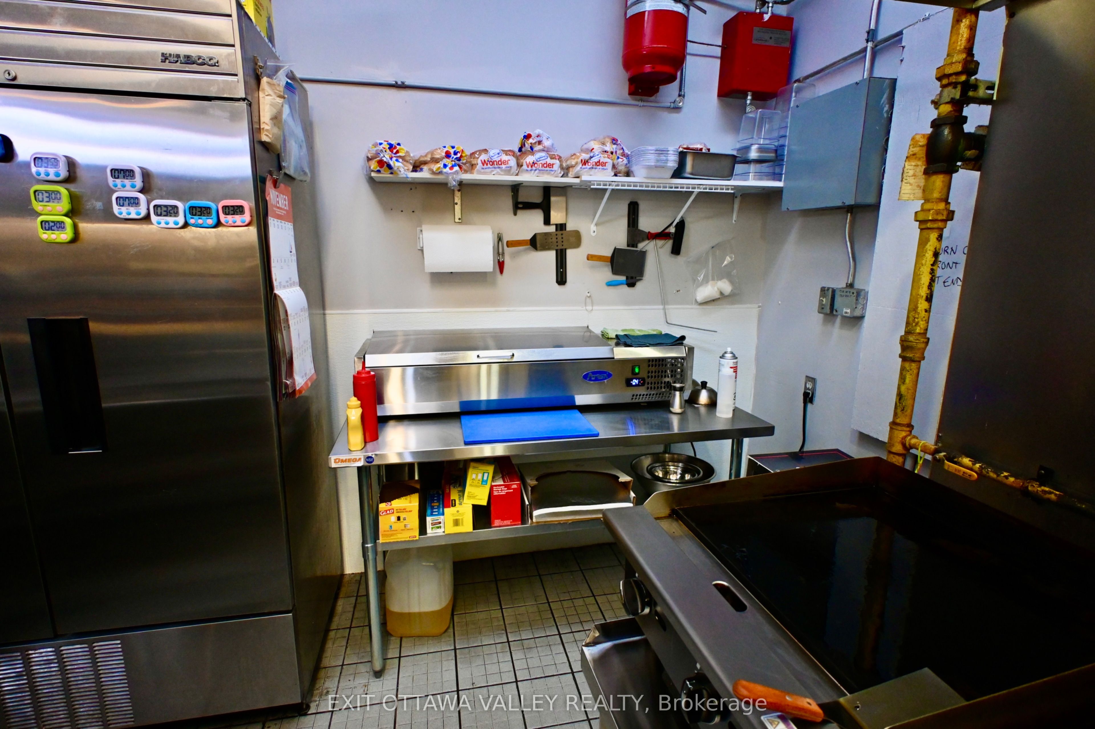 1100 Pembroke Street Property Photo 10
