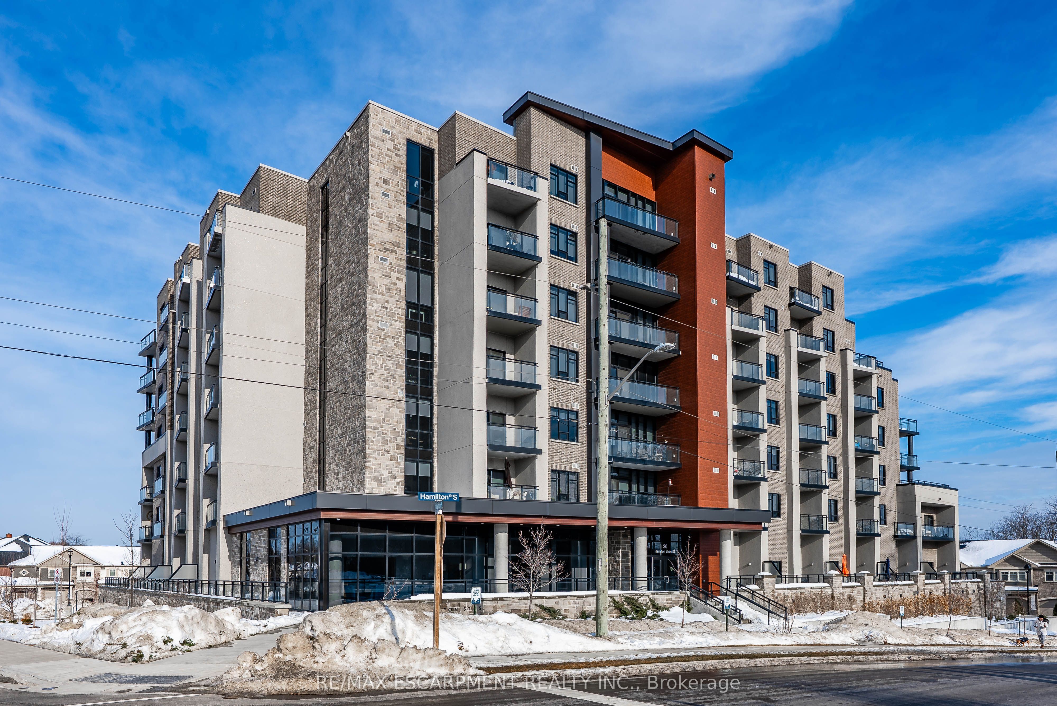 #703 - 30 Hamilton Street Property Photo 1