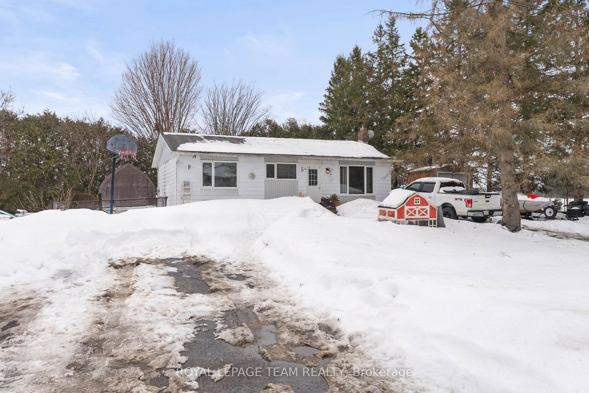 103 Leland Street Property Photo