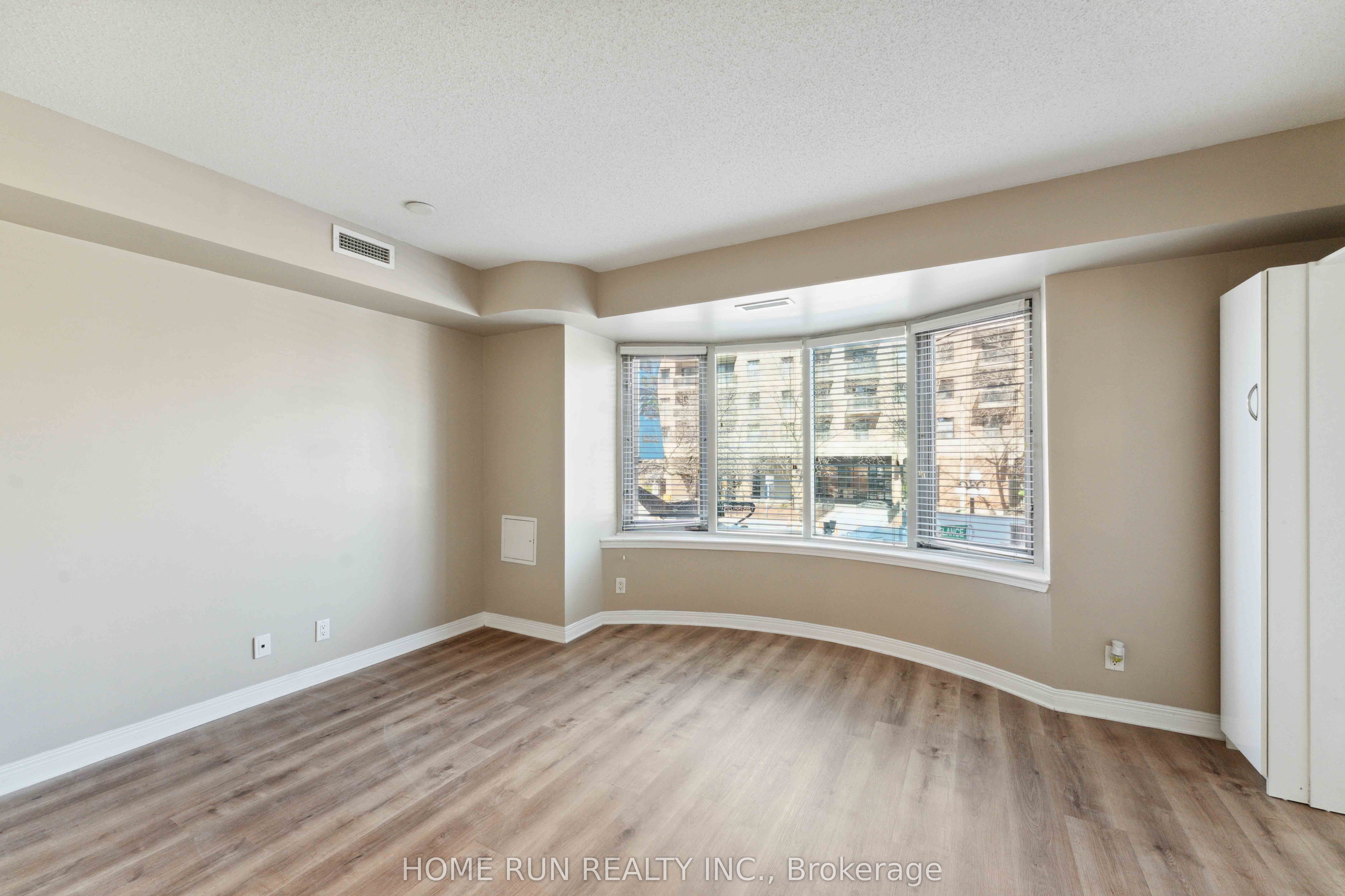 #2a - 150 York Street Property Photo 6