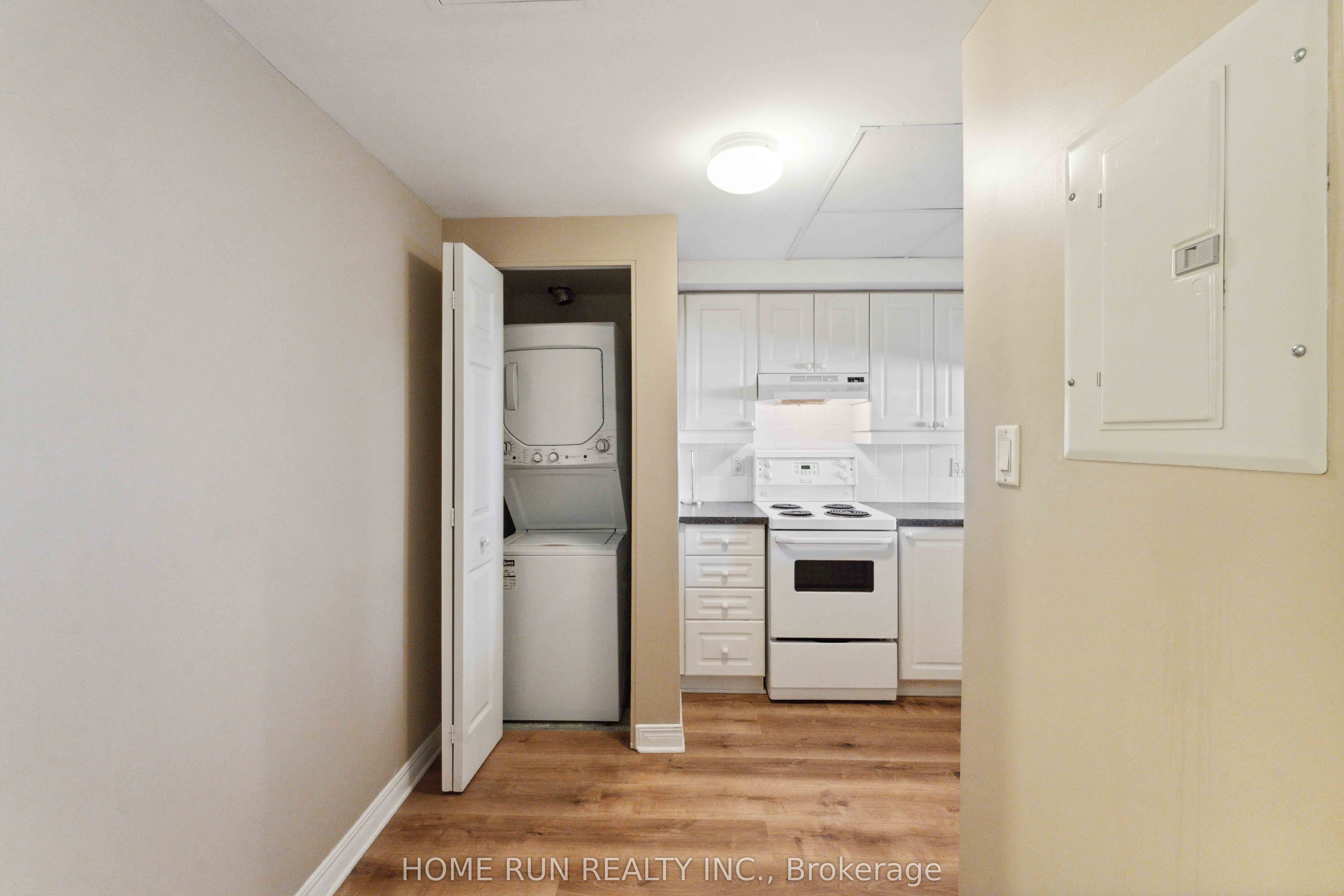 #2a - 150 York Street Property Photo 12