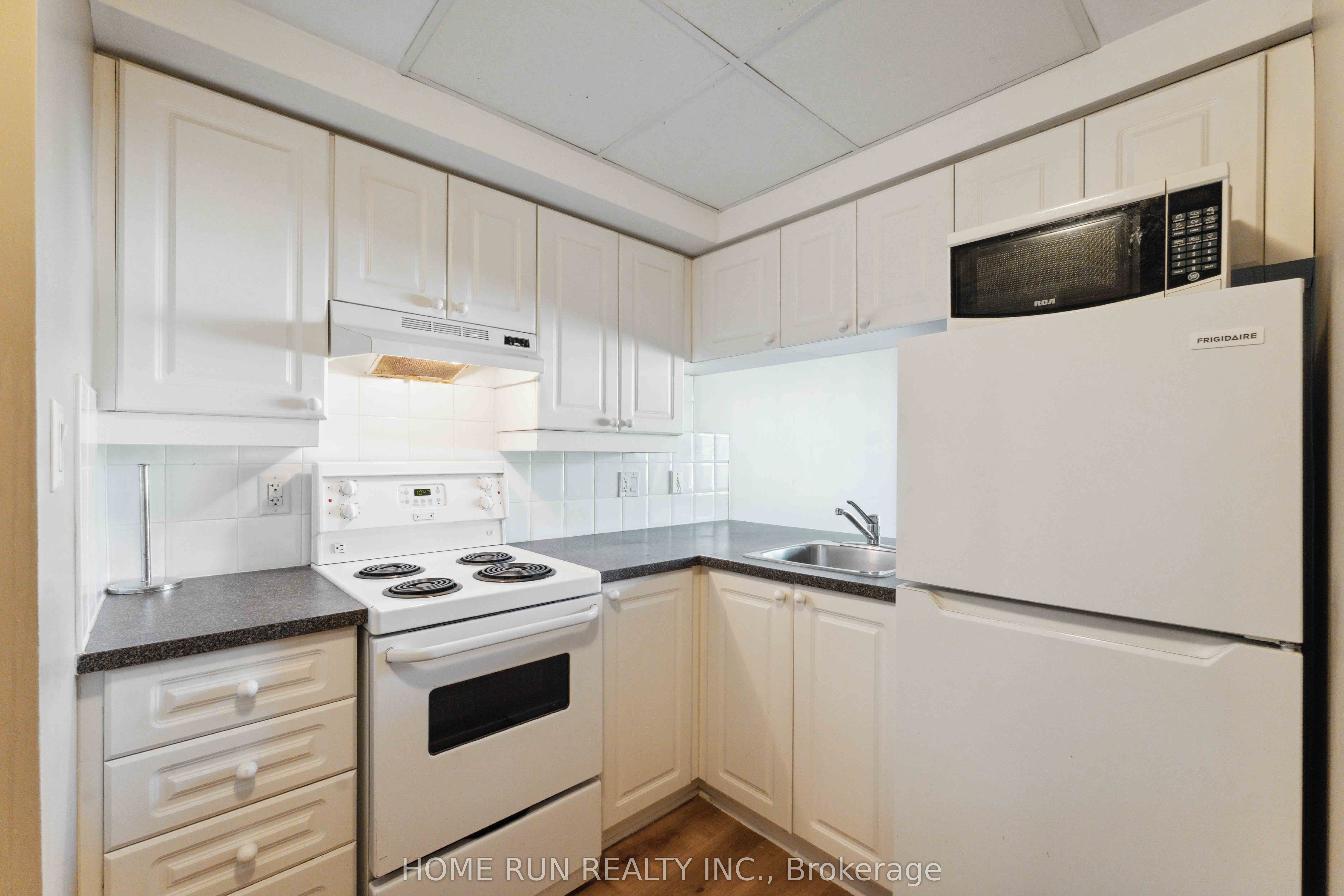 #2a - 150 York Street Property Photo 13