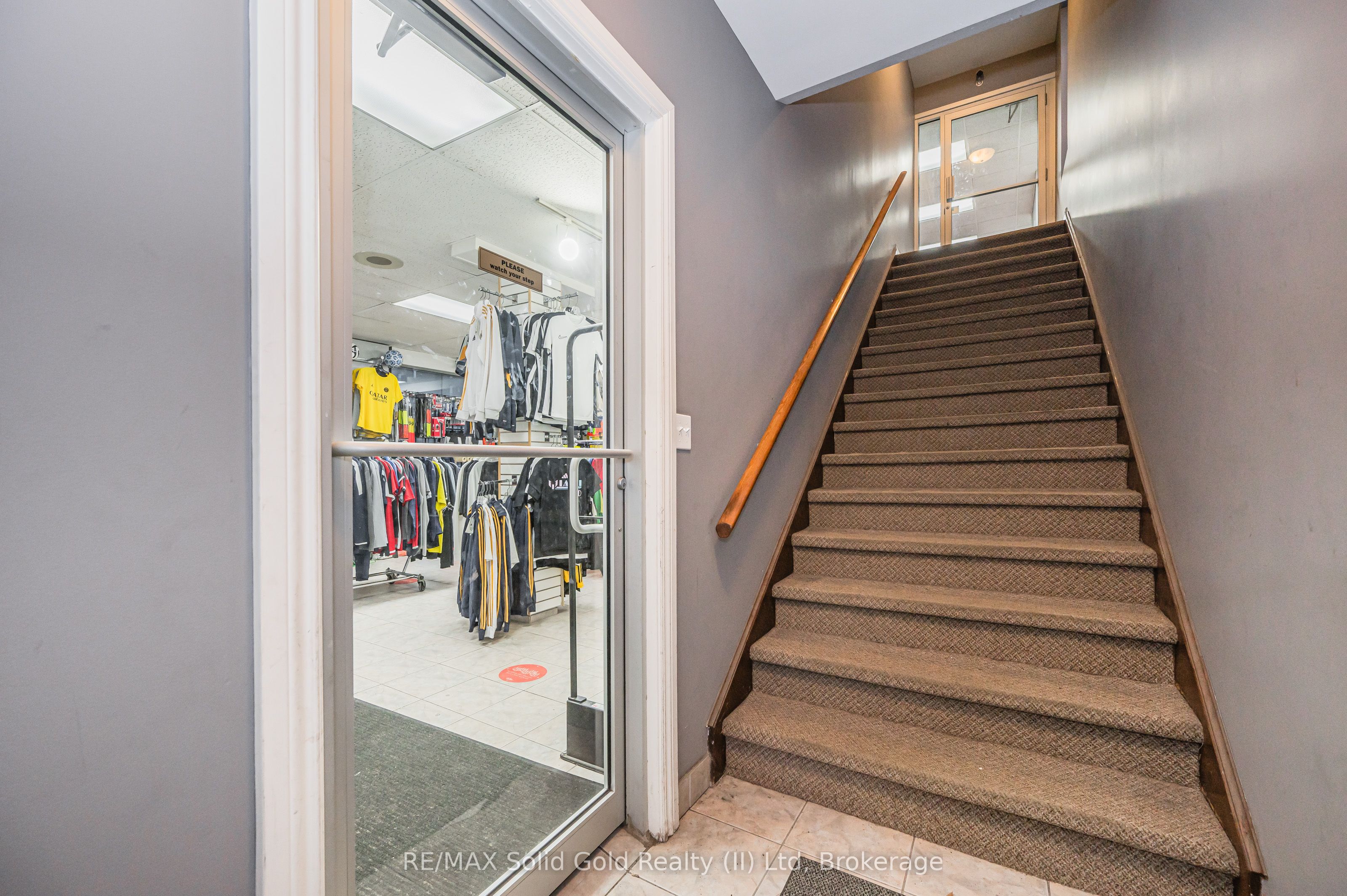 77 Ontario Street Property Photo 3