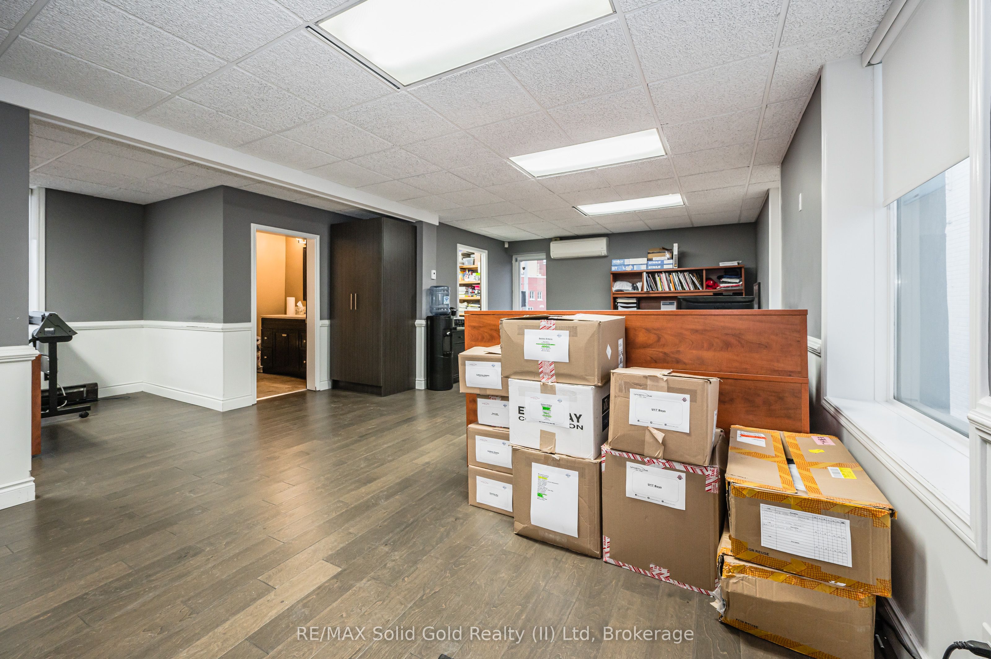 77 Ontario Street Property Photo 9