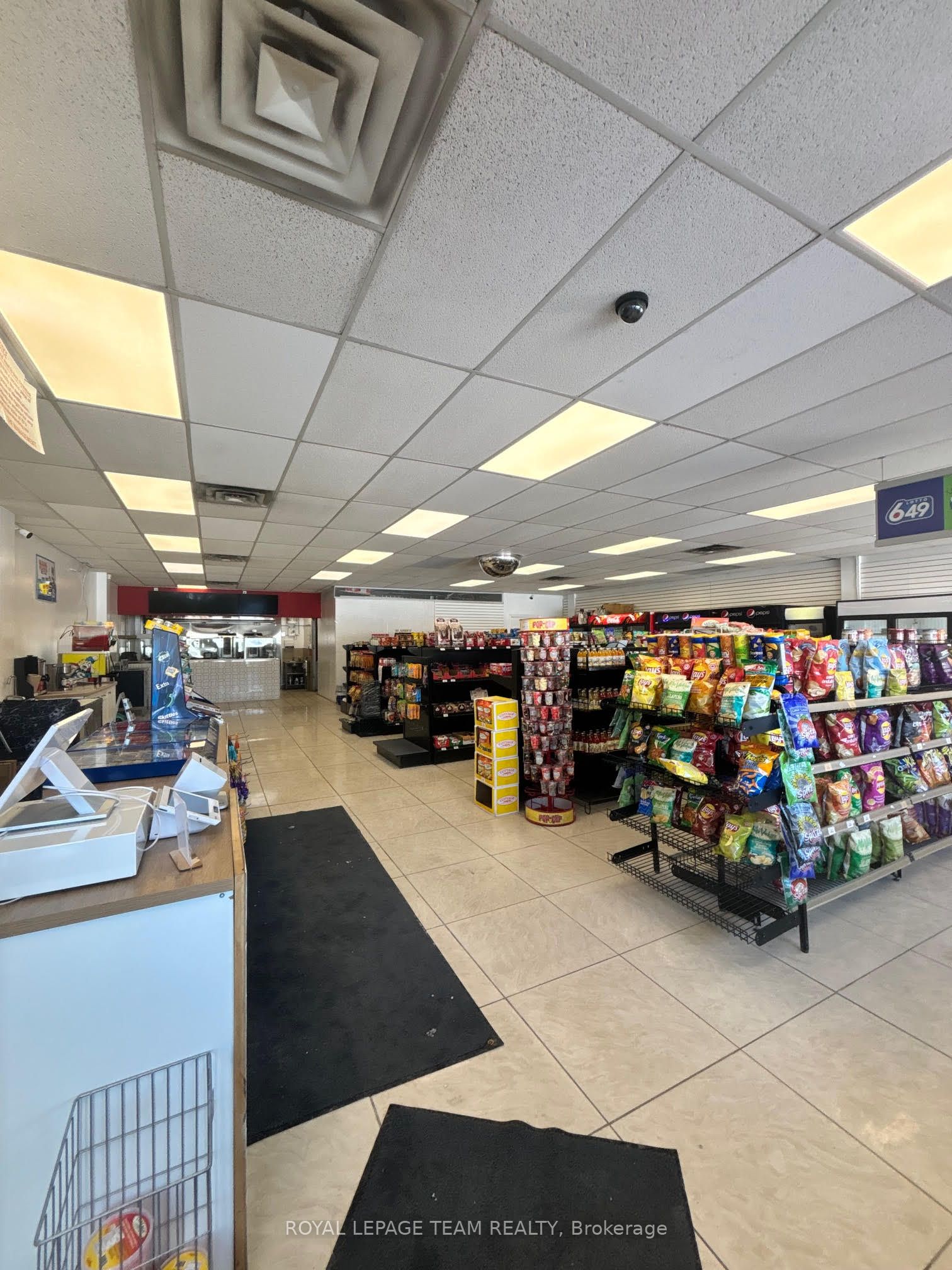 #unit B - 876 Montreal Road Property Photo 2