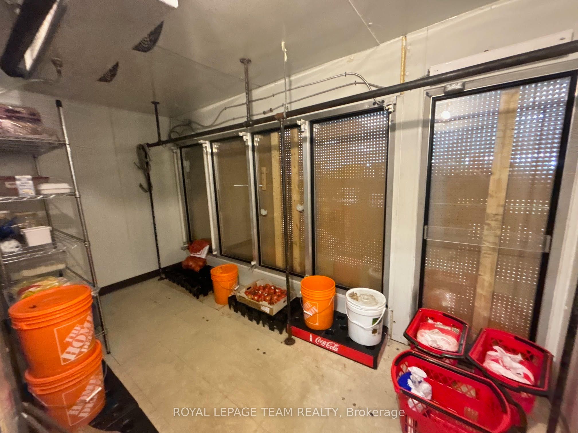 #unit B - 876 Montreal Road Property Photo 18