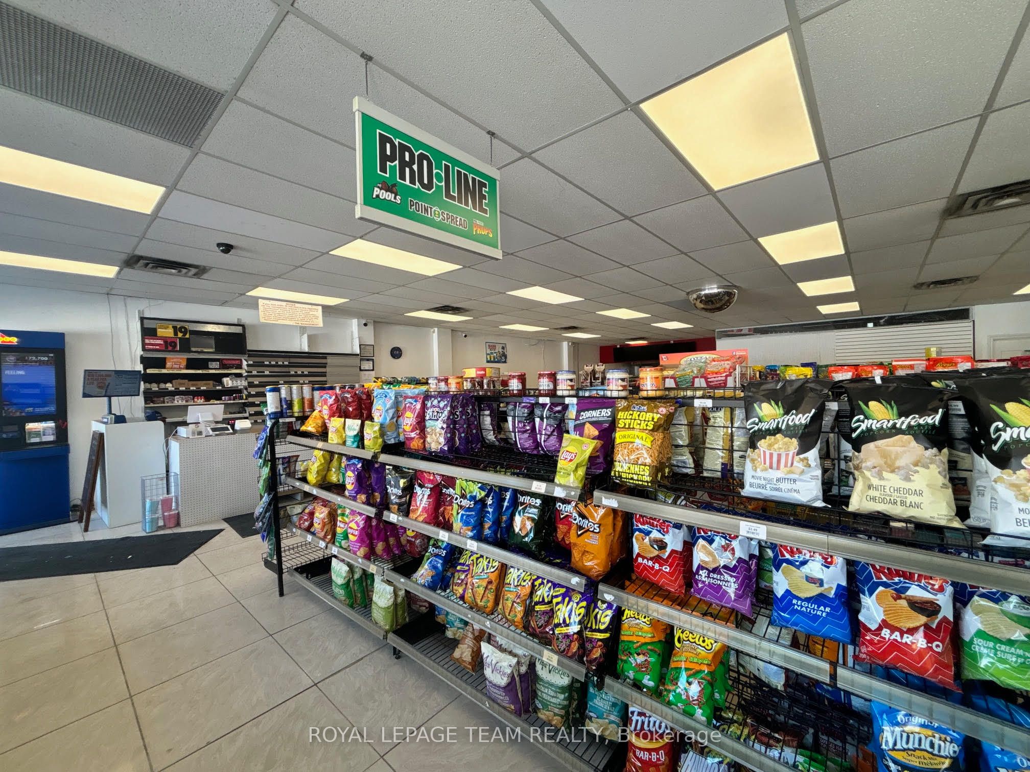 #unit B - 876 Montreal Road Property Photo 26