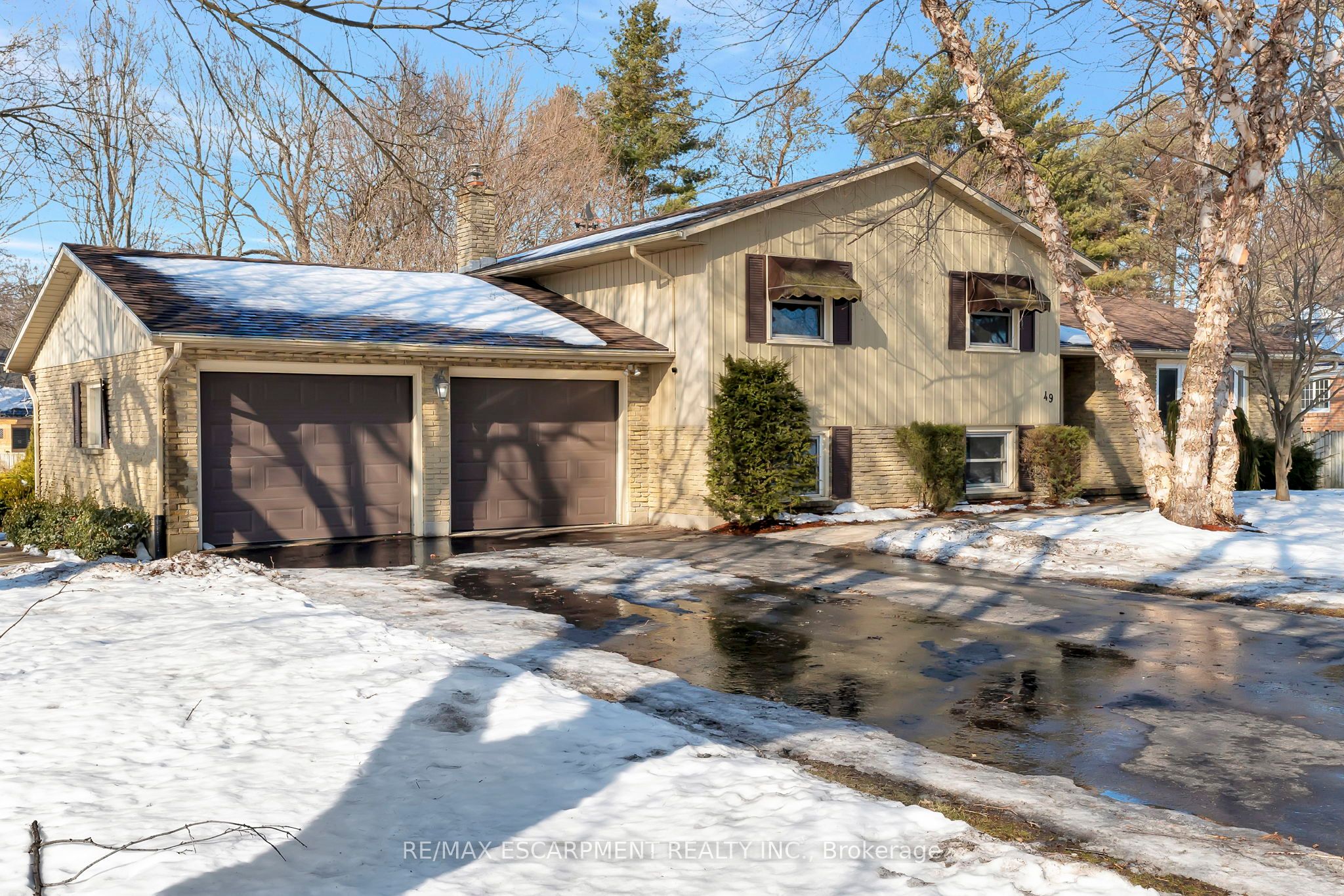 49 Lynndale Road Property Photo 2