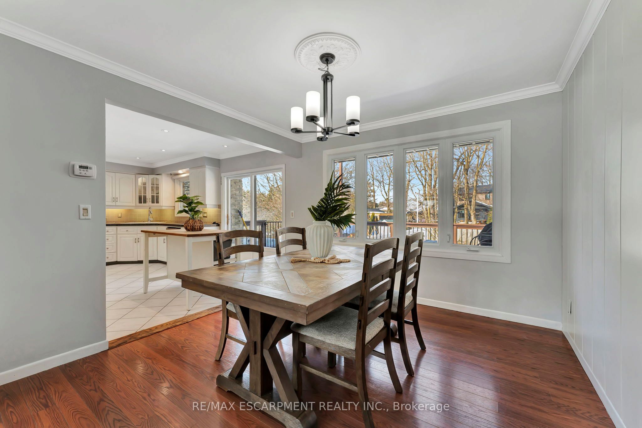 49 Lynndale Road Property Photo 7