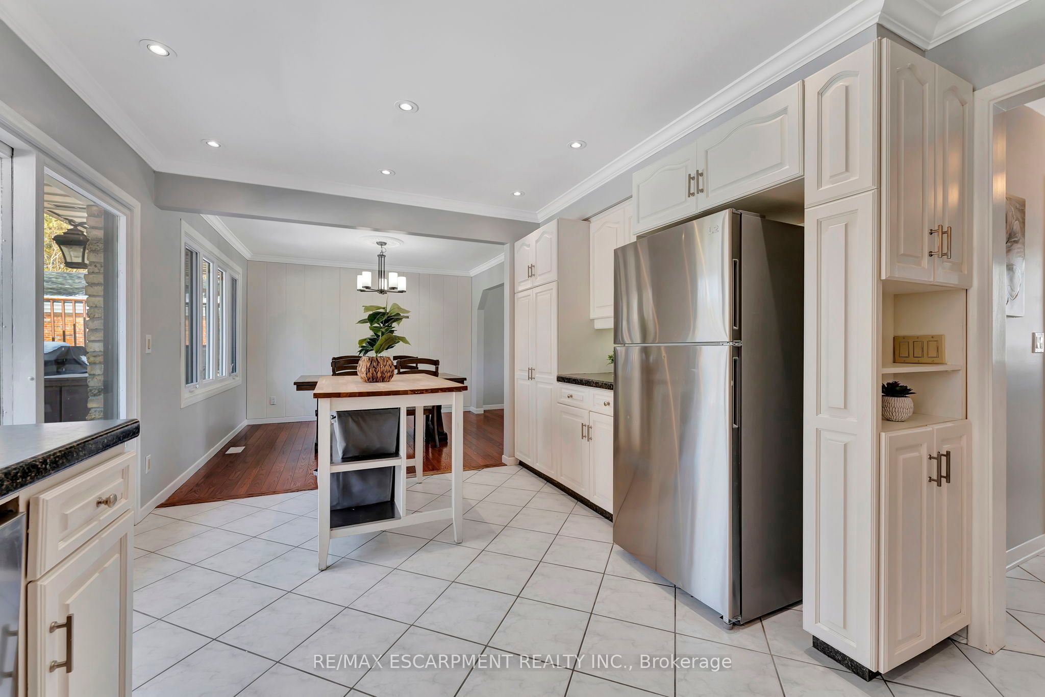 49 Lynndale Road Property Photo 12