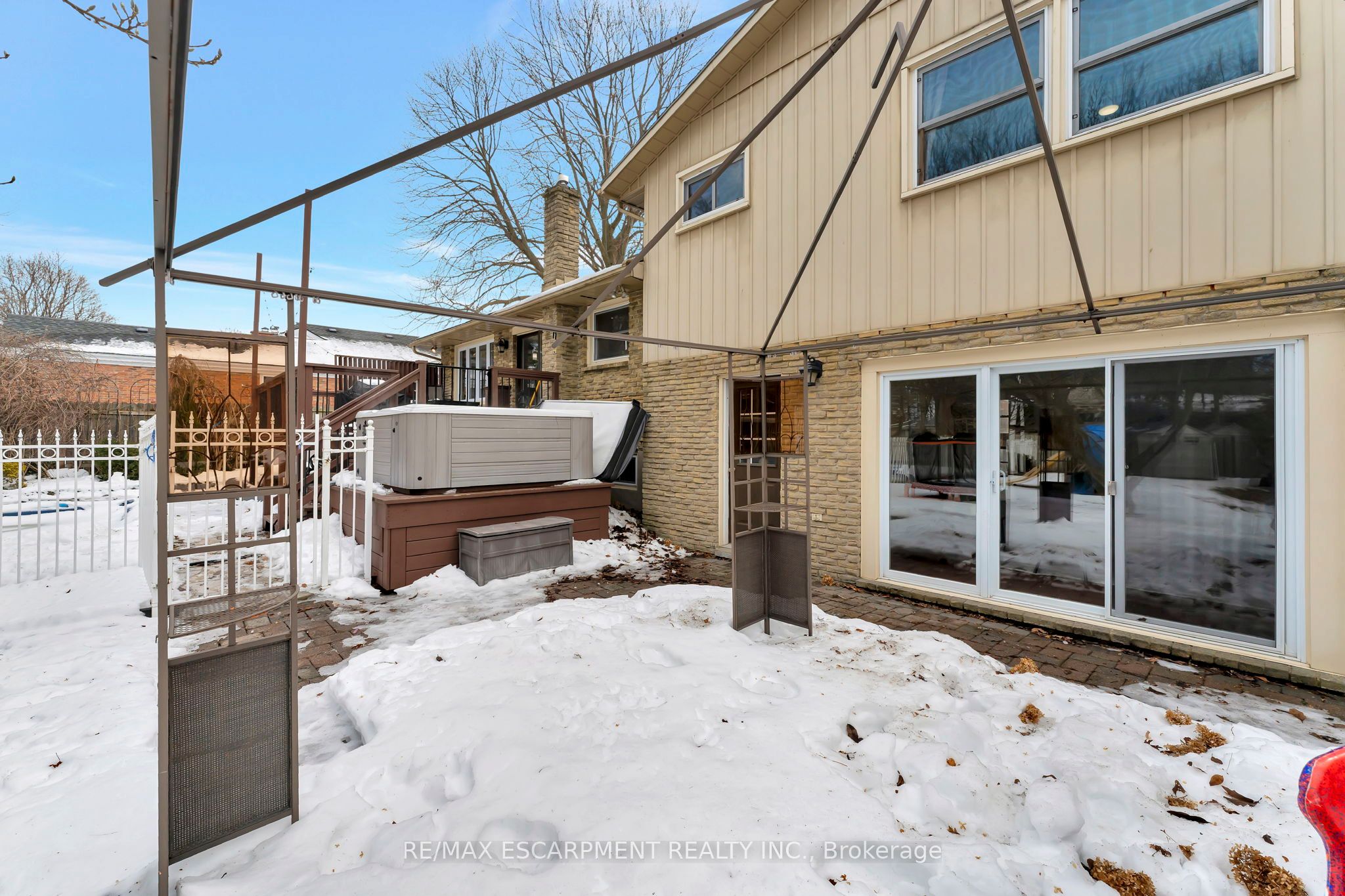 49 Lynndale Road Property Photo 38