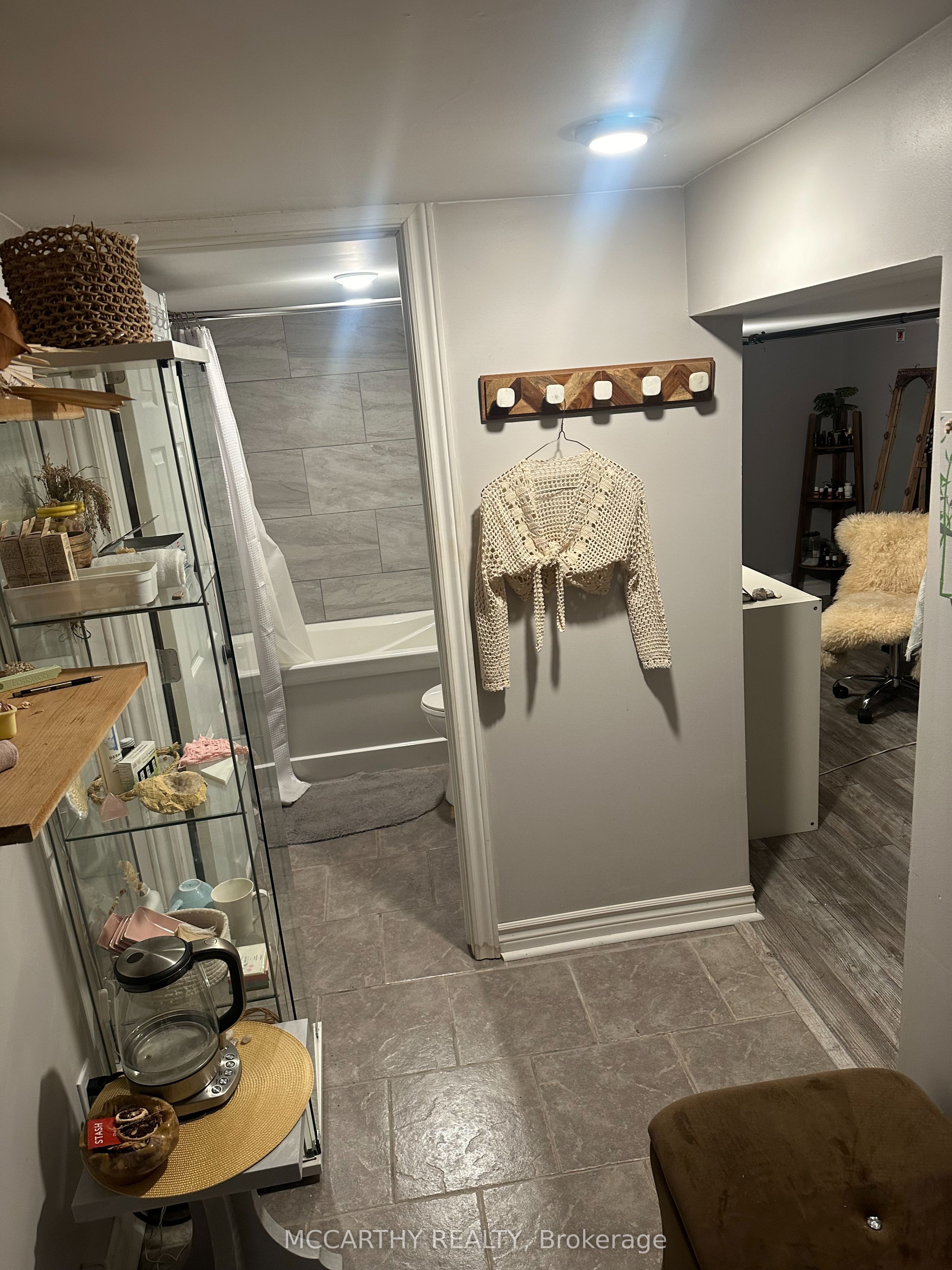#103 - 155 Main Street Property Photo 16