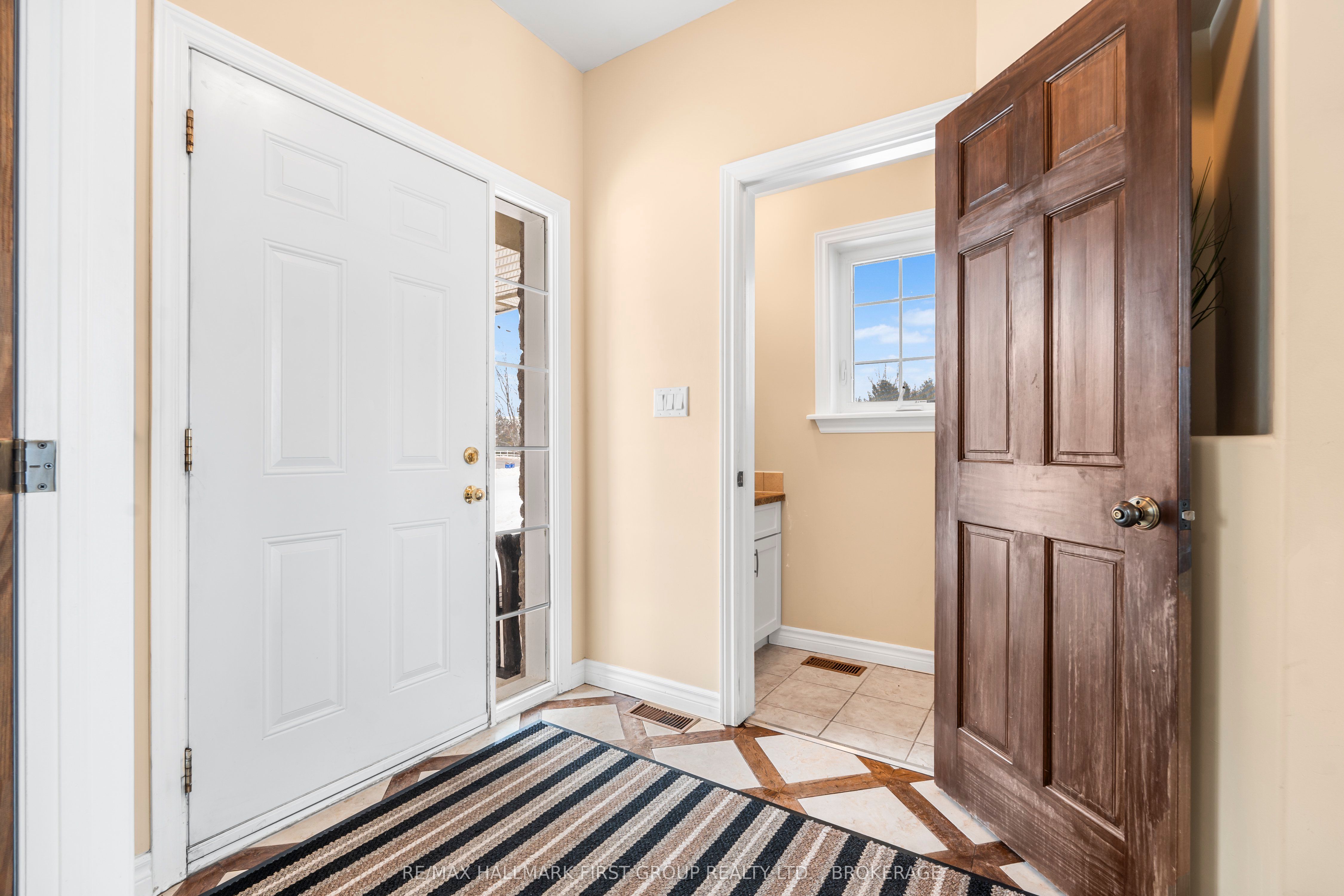 1461 English Way Property Photo 5