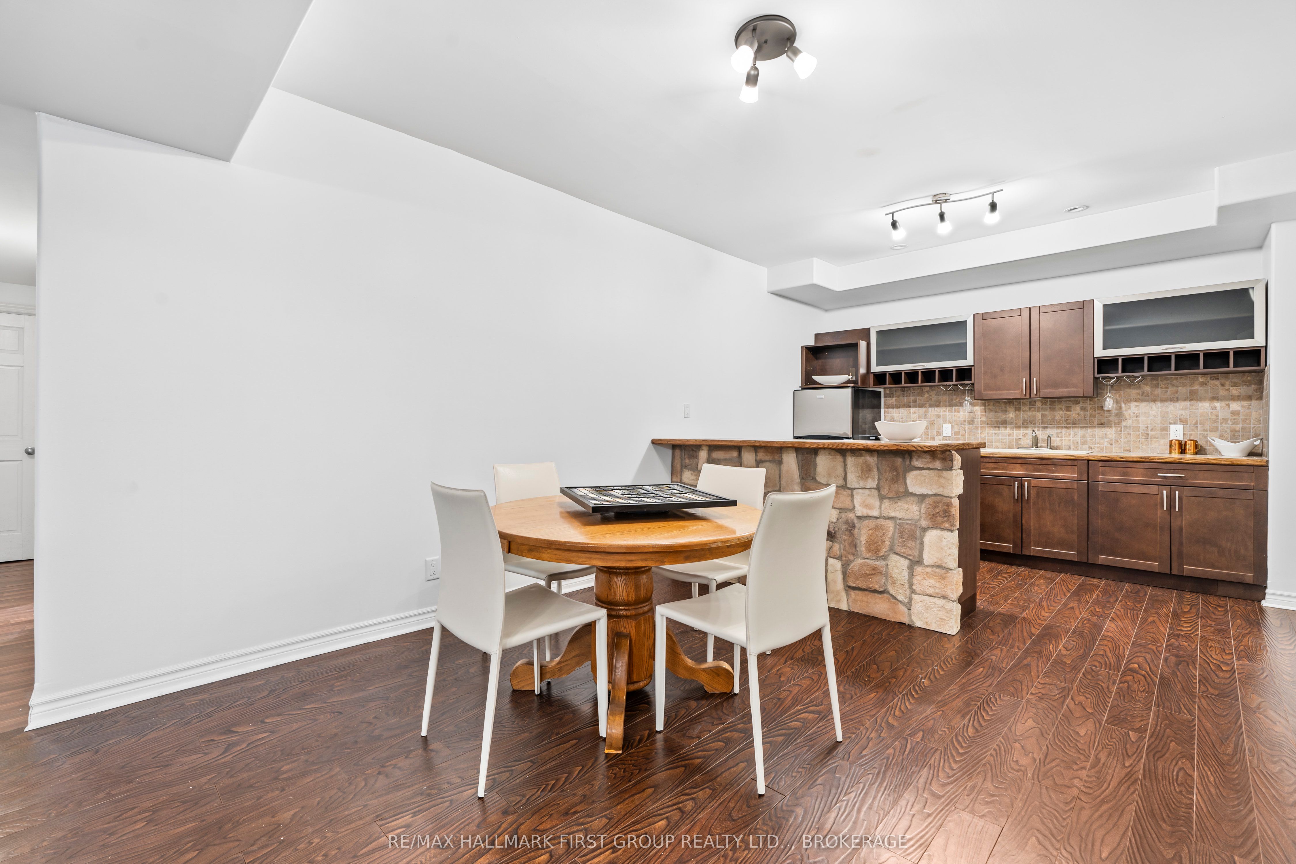 1461 English Way Property Photo 45