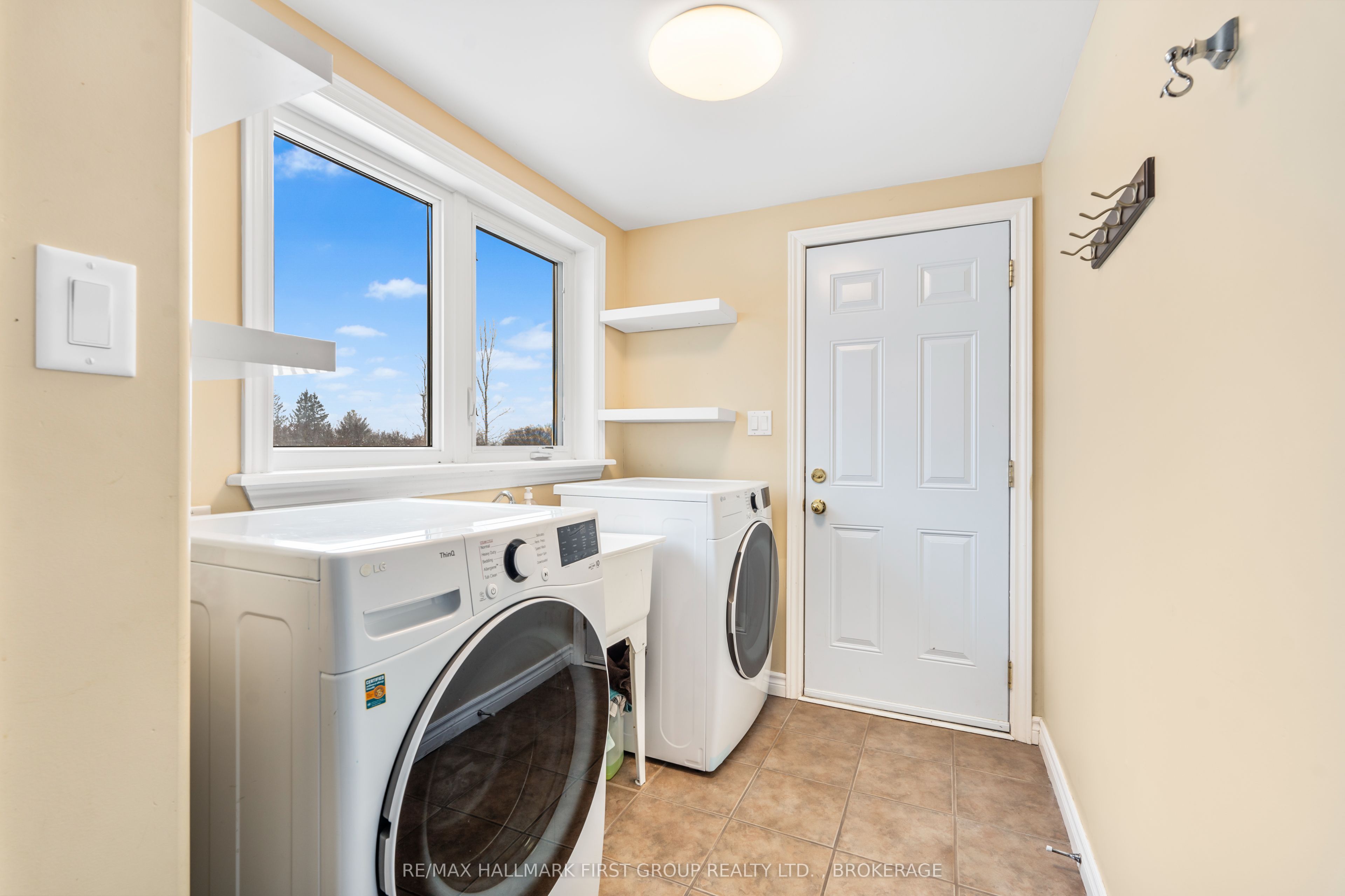 1461 English Way Property Photo 50
