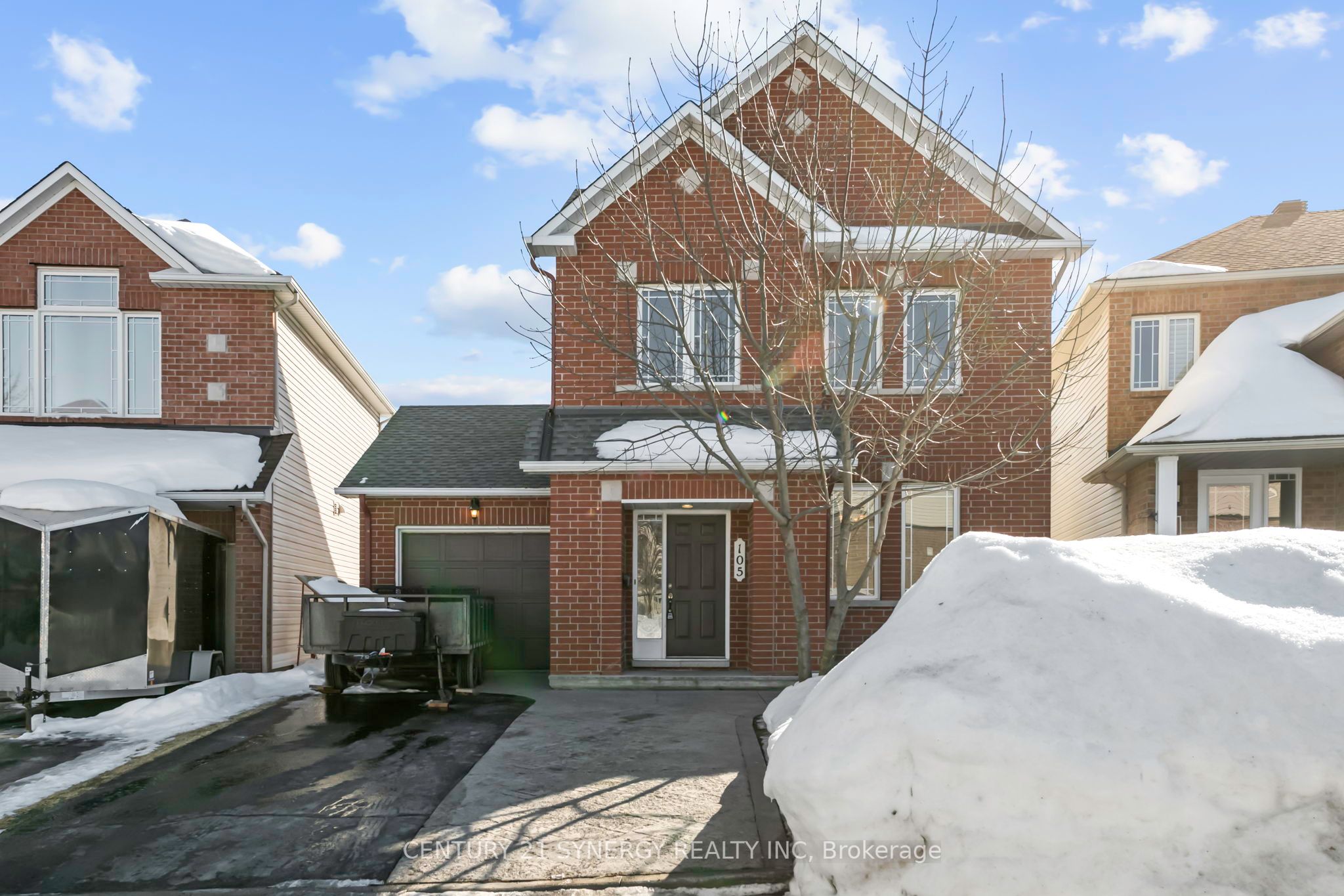 105 Copperwood St Property Photo